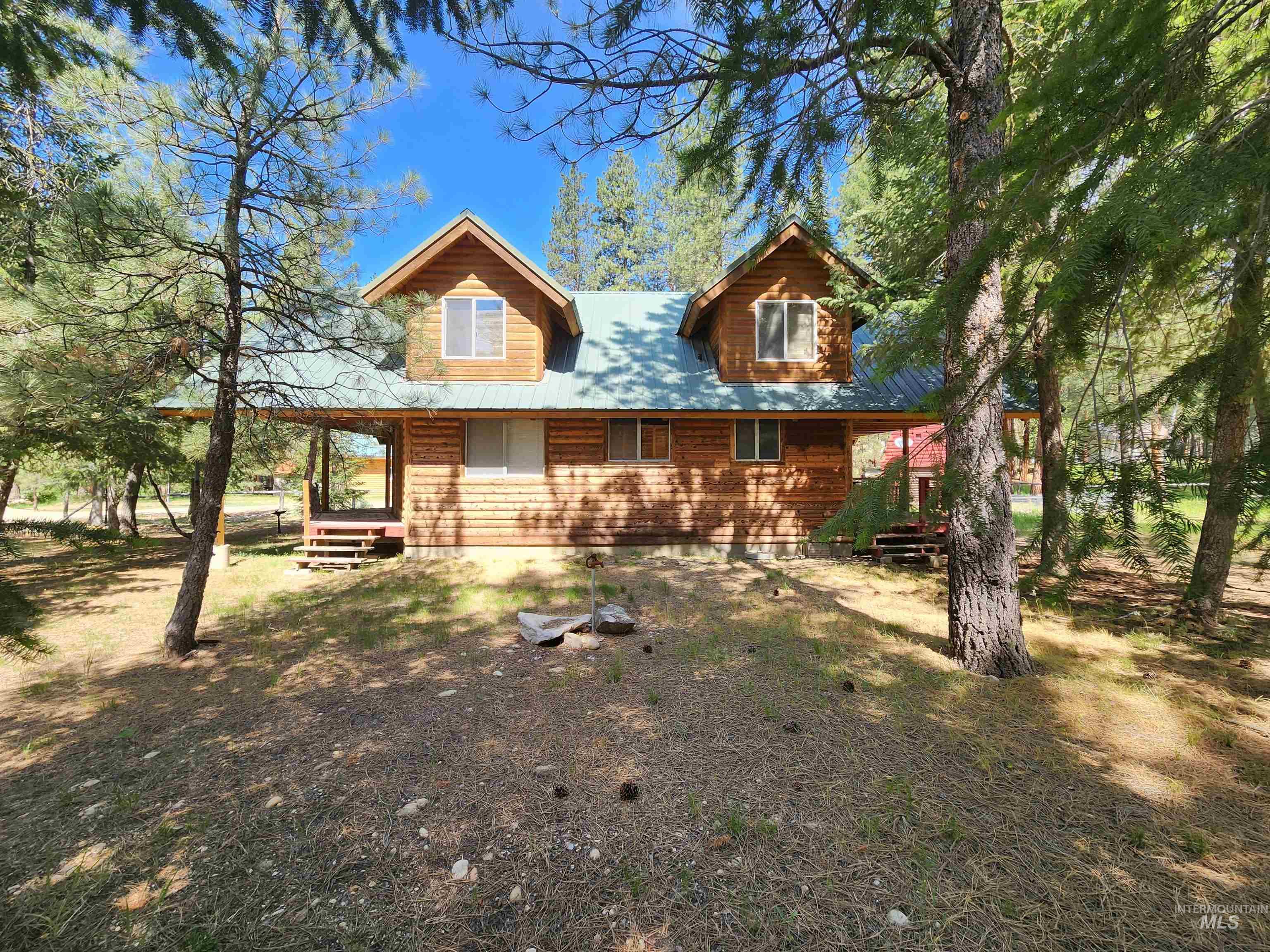 1616 E River Dr. Property Photo 3