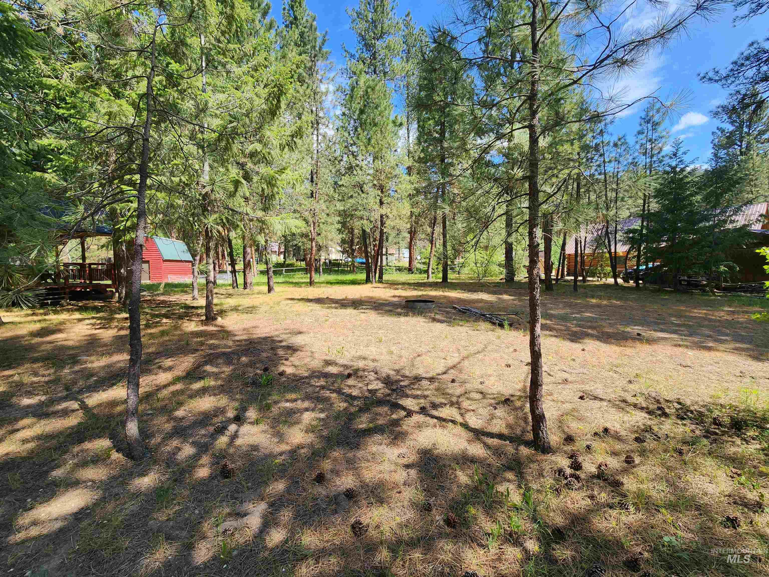 1616 E River Dr. Property Photo 5