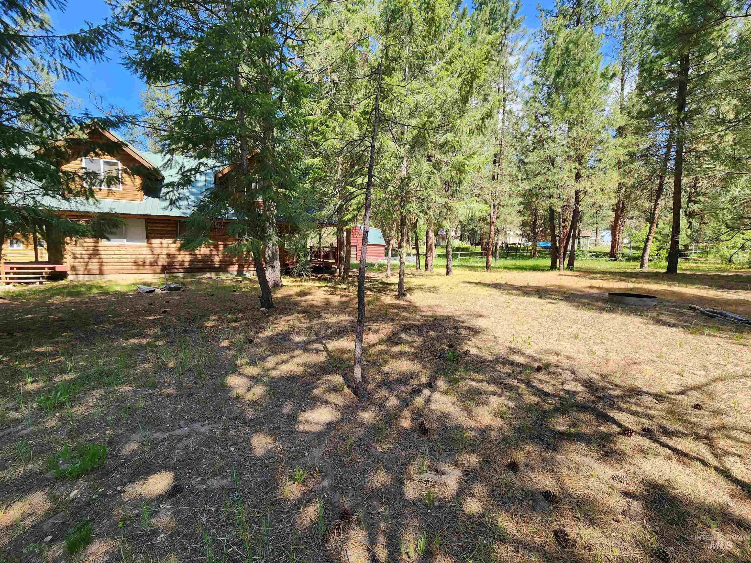 1616 E River Dr. Property Photo 6