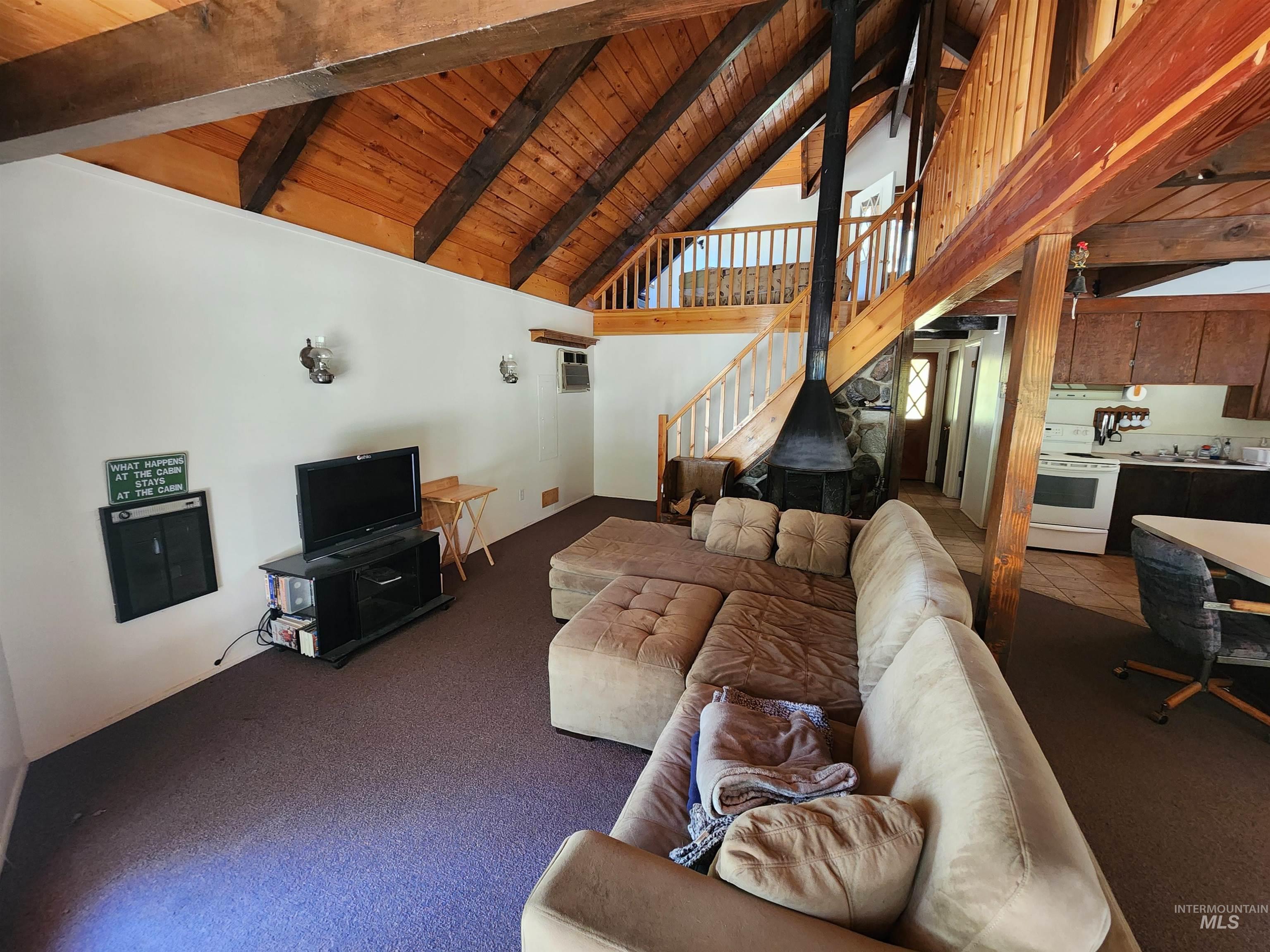 1616 E River Dr. Property Photo 13