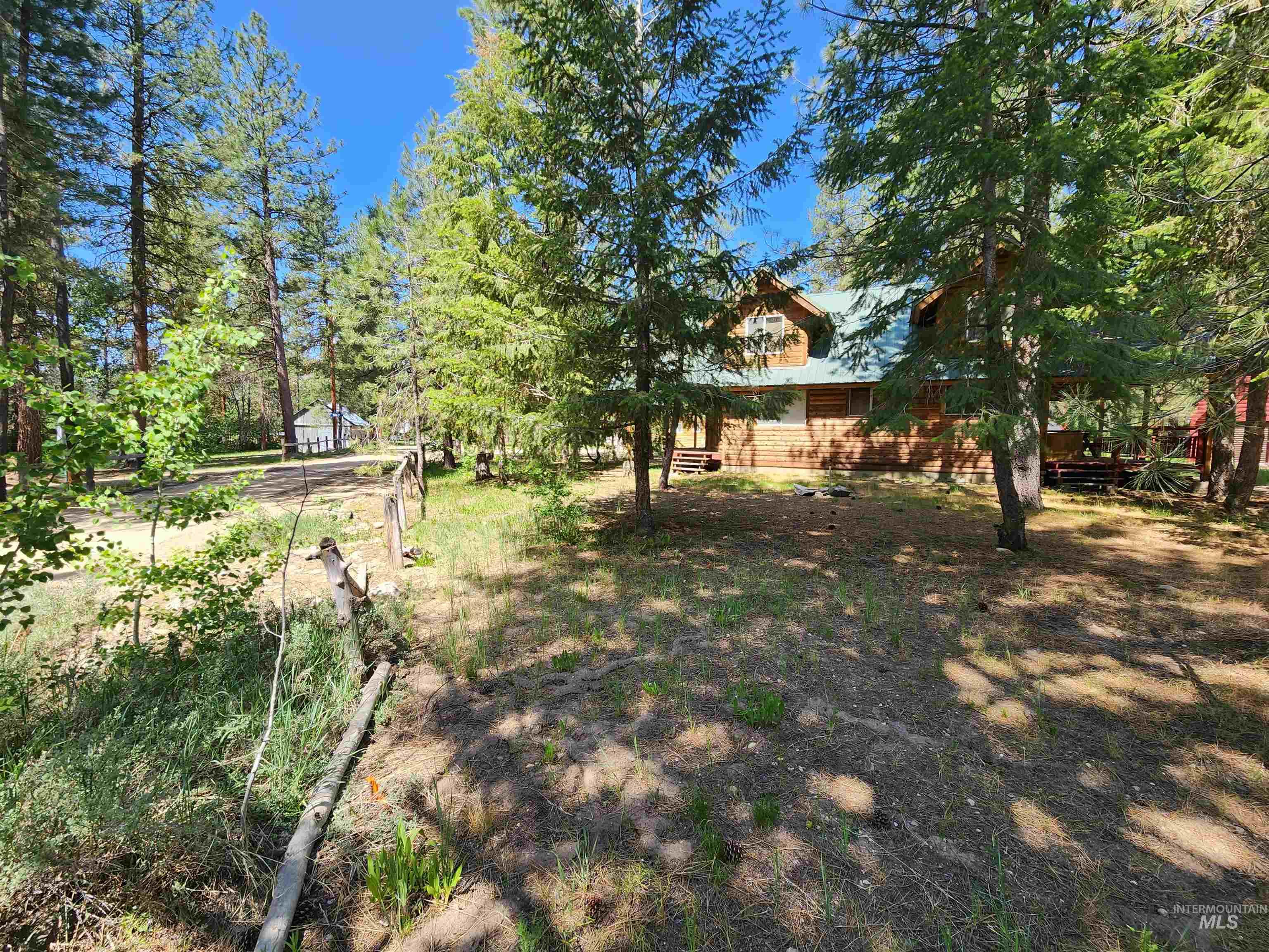 1616 E River Dr. Property Photo 21