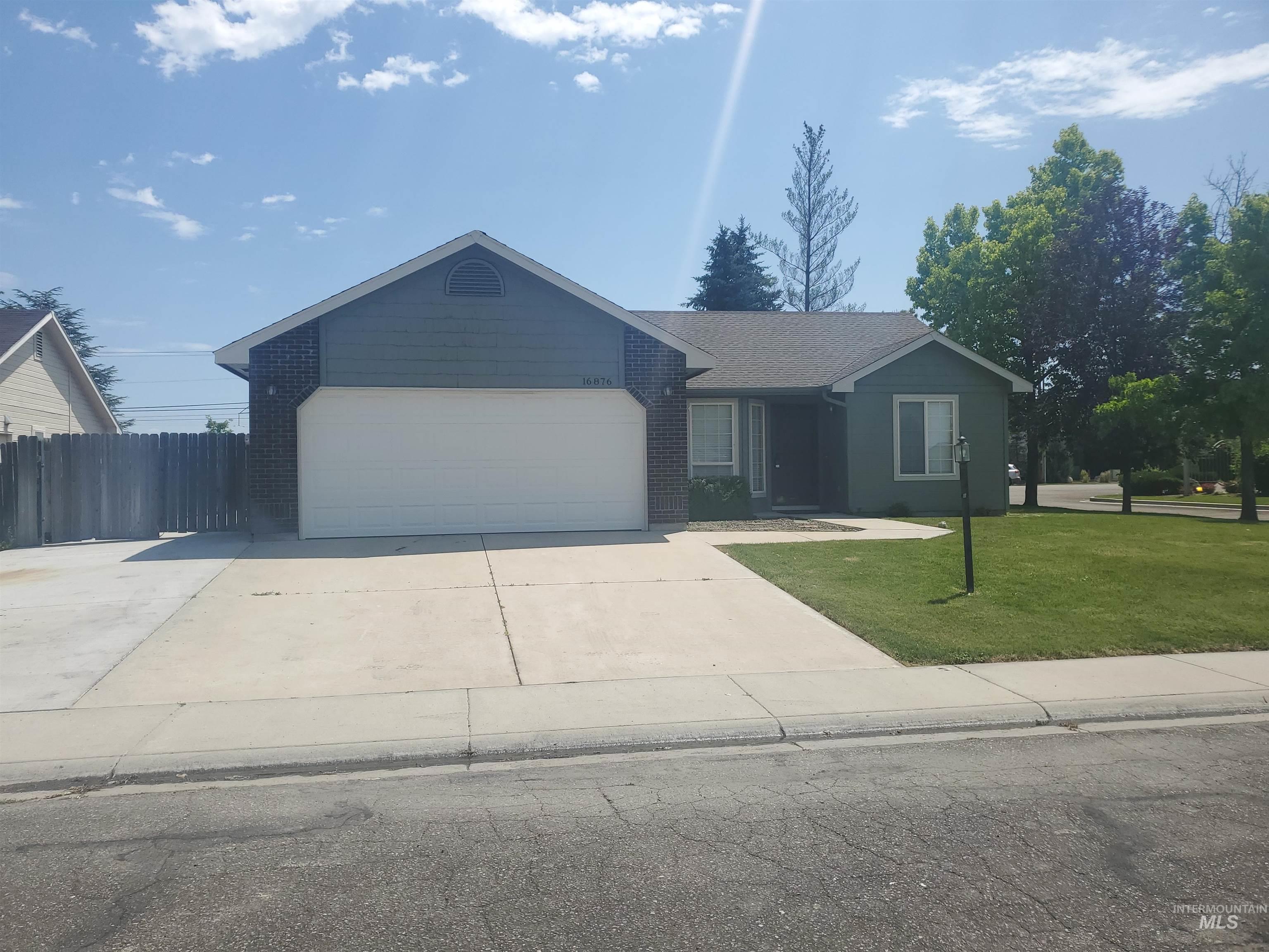 16876 N Orah Ct.