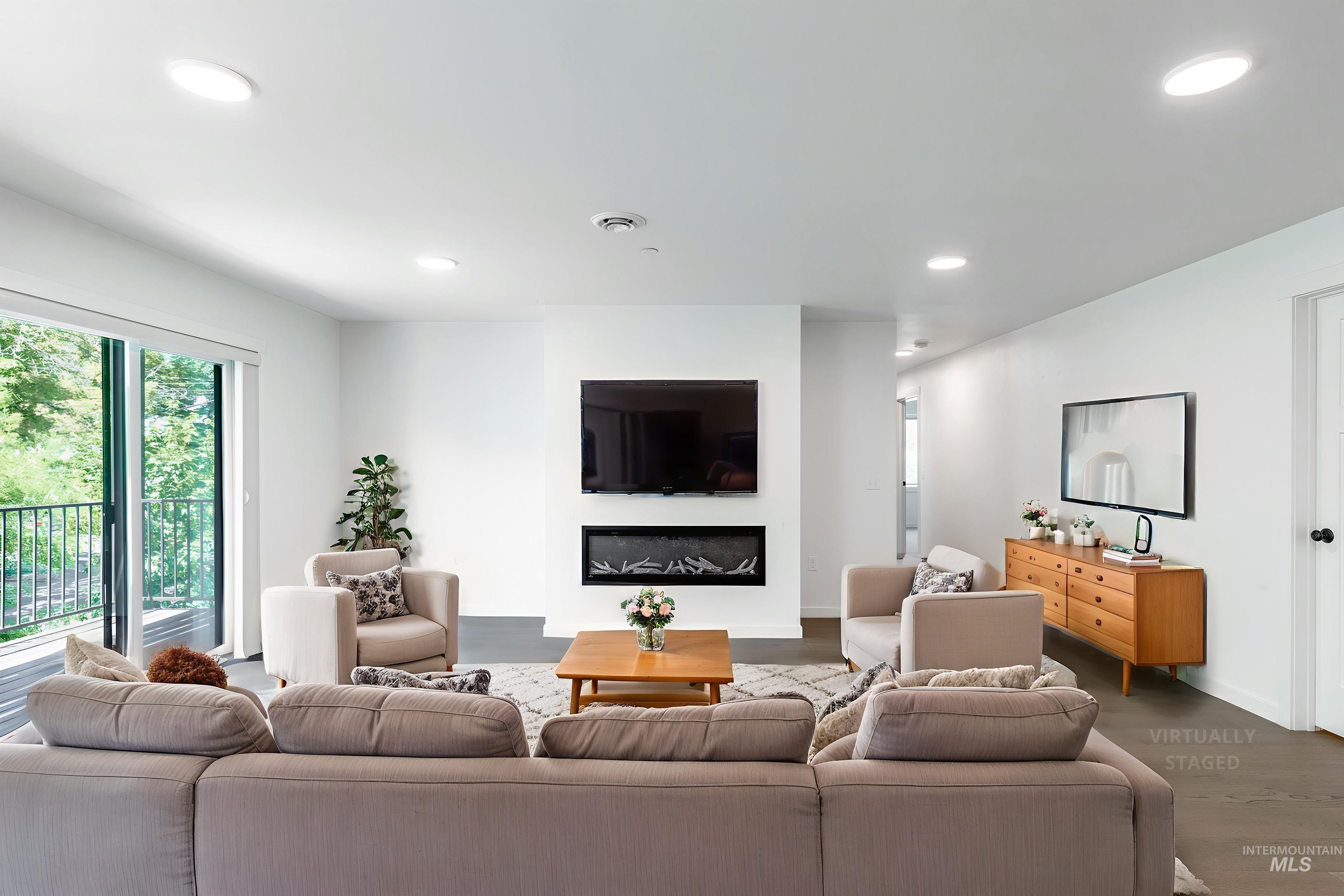 115 N Almon #104