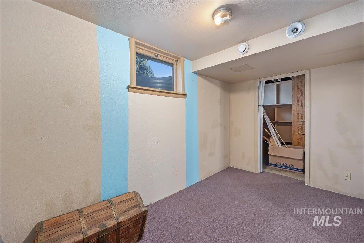 1341 N Fillmore Property Photo 29