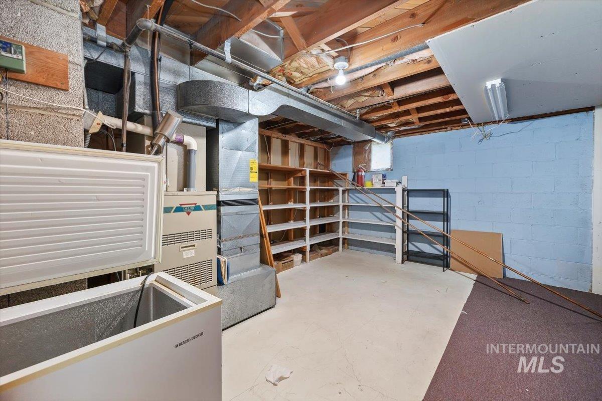 1341 N Fillmore Property Photo 35