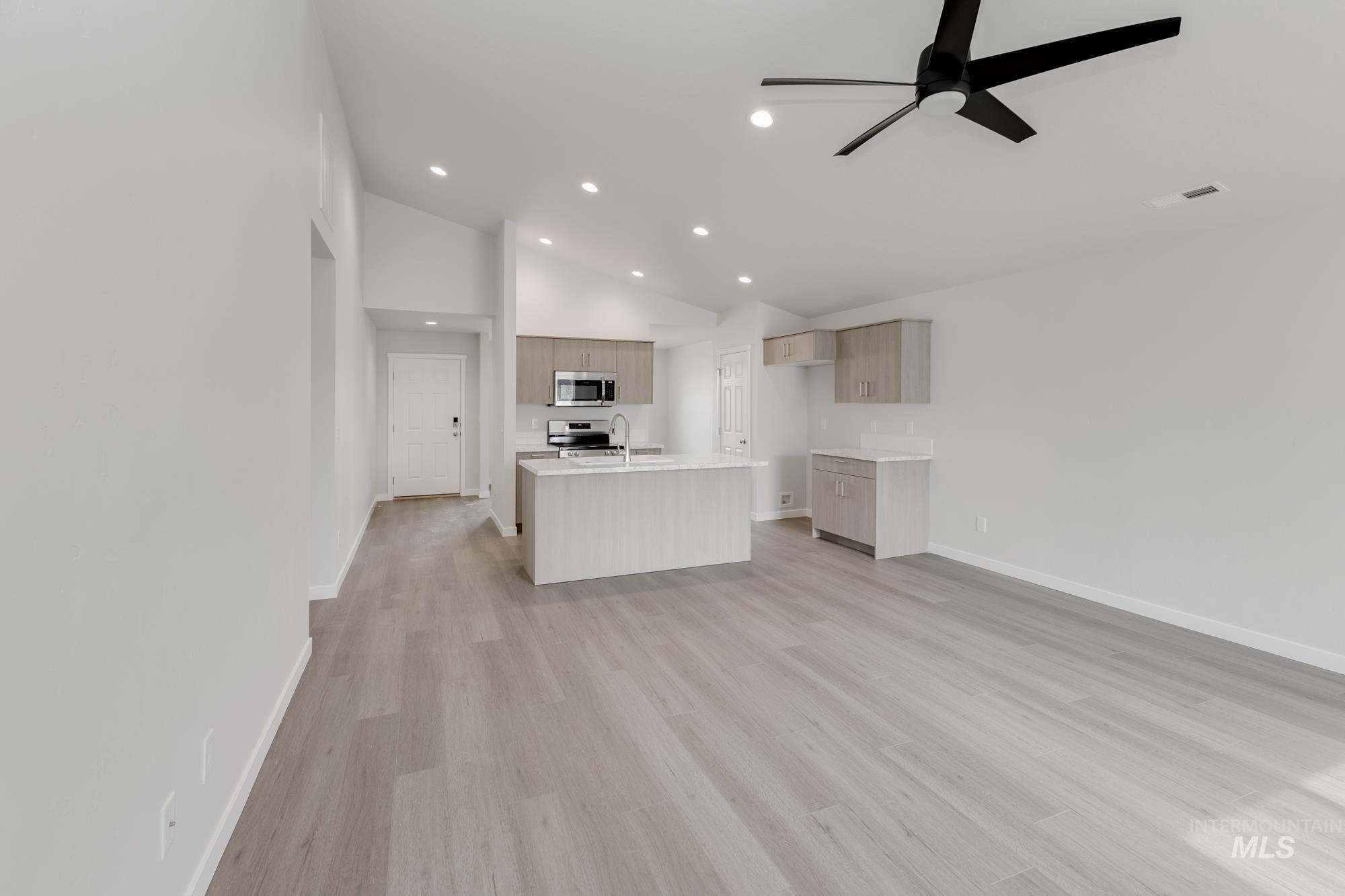 2080 Strike Eagle St Property Photo 7