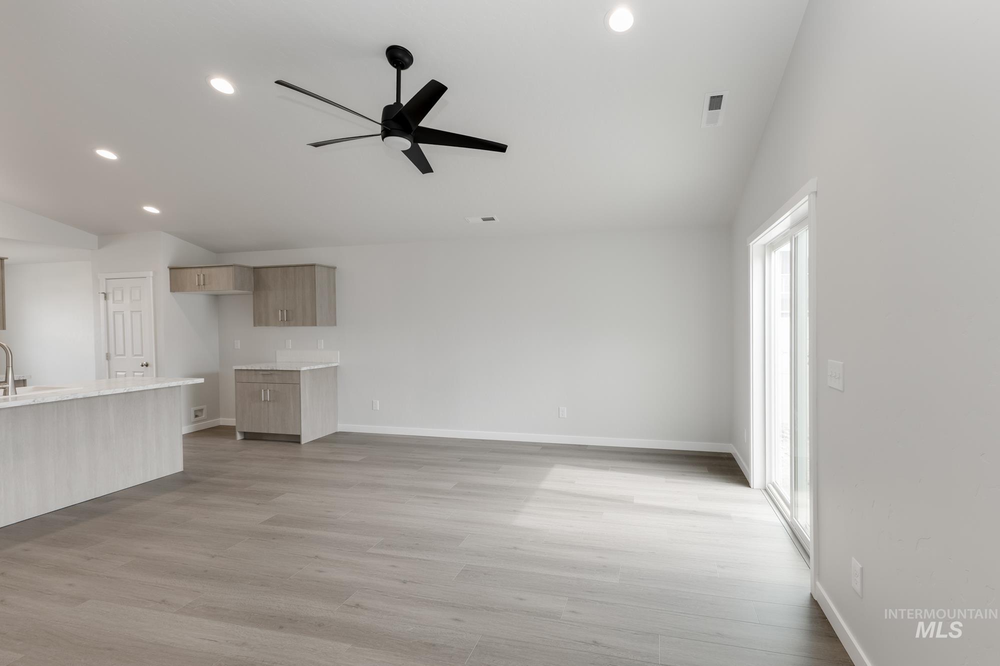 2080 Strike Eagle St Property Photo 9