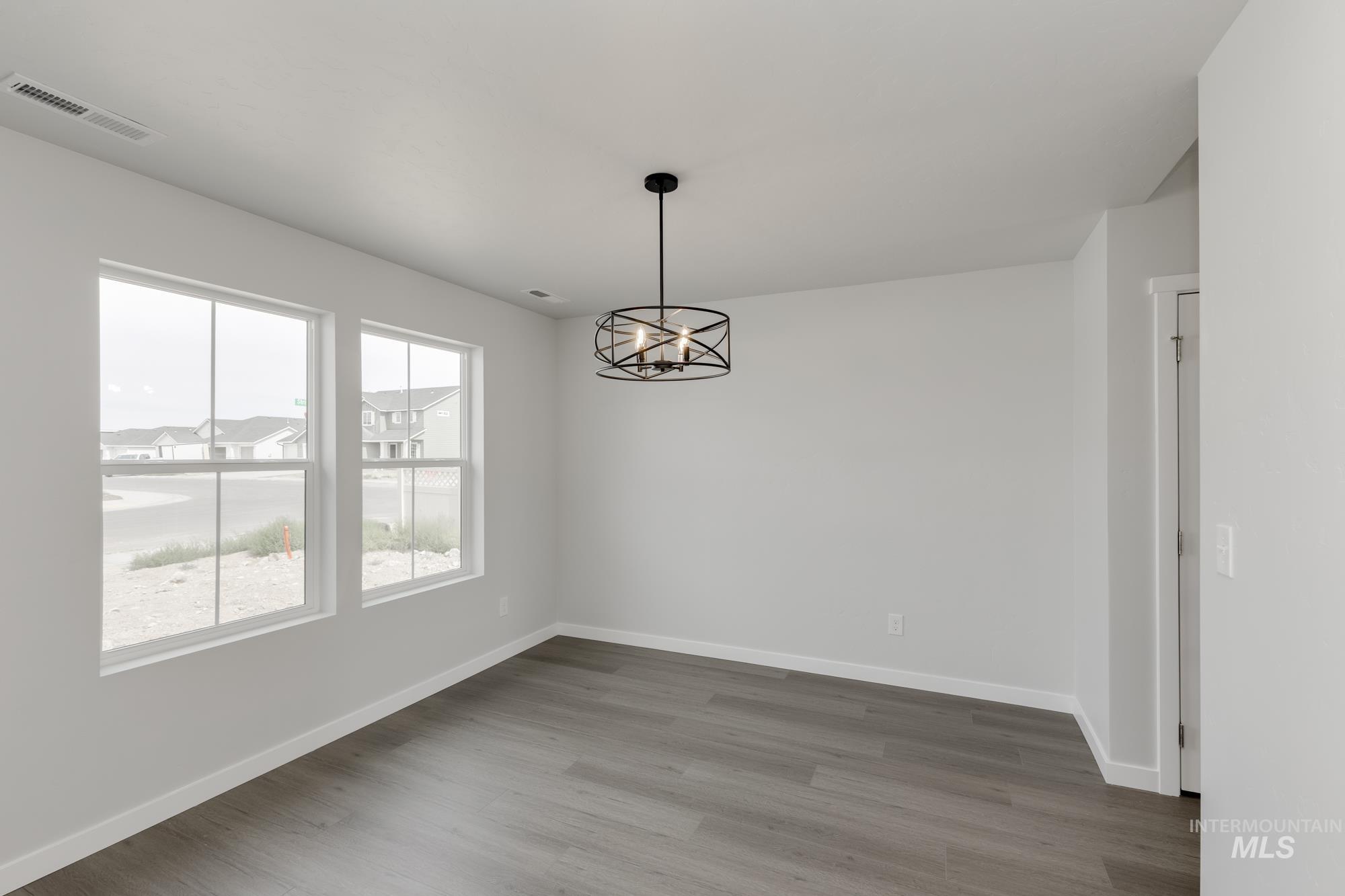 2080 Strike Eagle St Property Photo 10