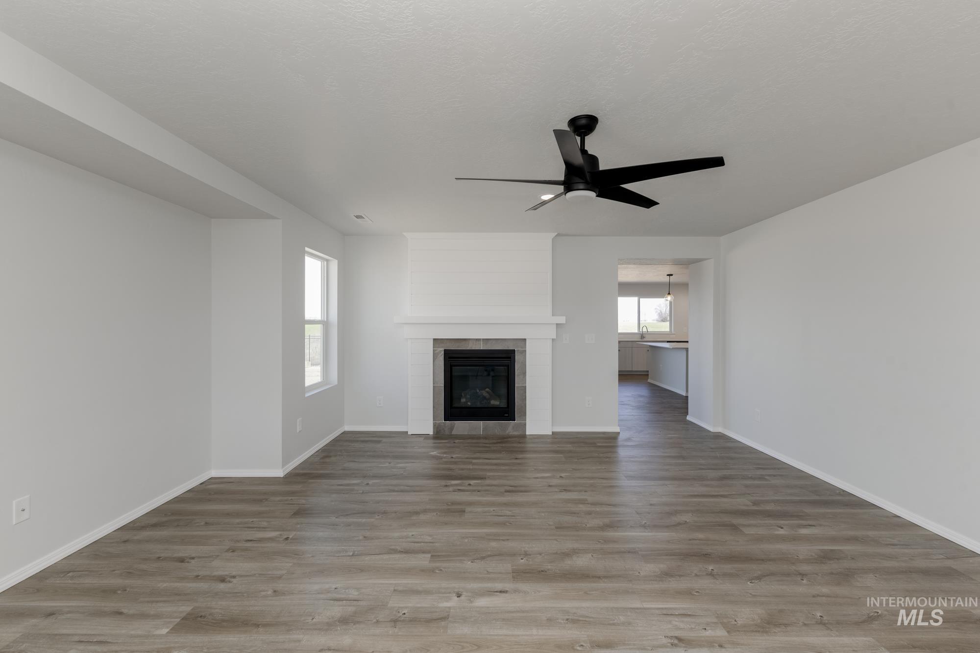 2050 Strike Eagle St Property Photo 8