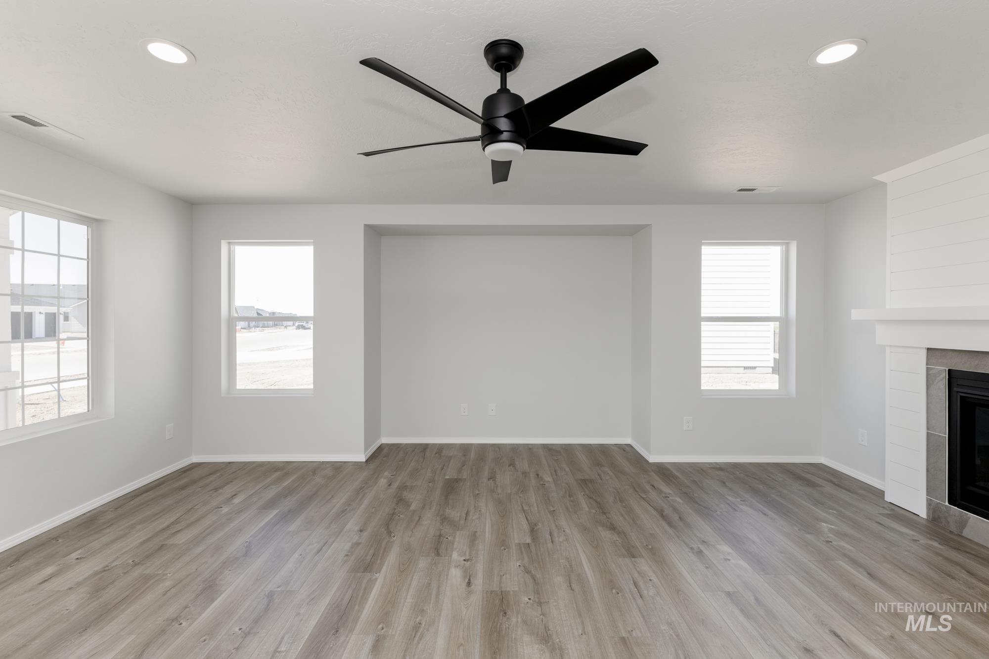 2050 Strike Eagle St Property Photo 10