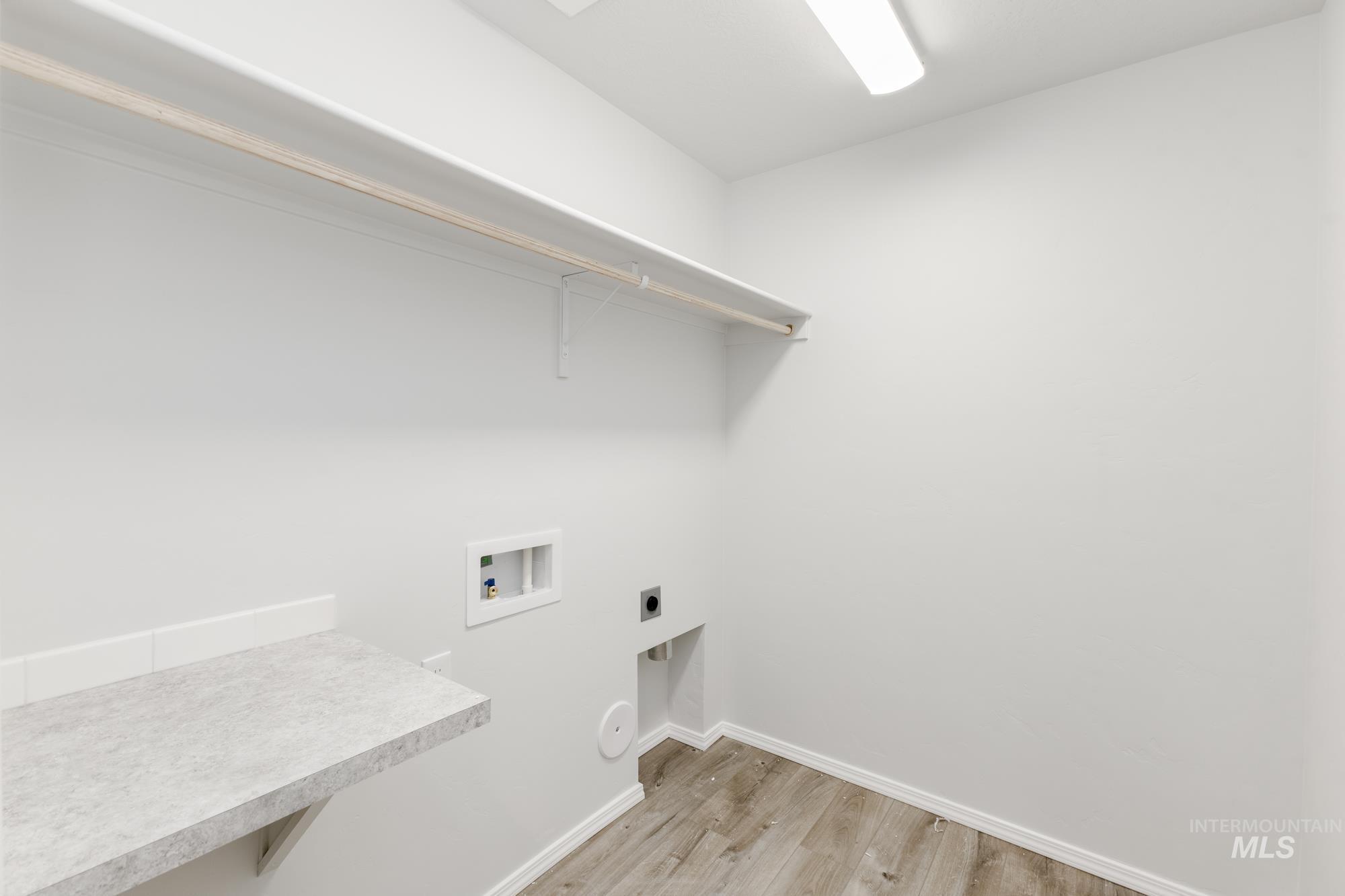 2050 Strike Eagle St Property Photo 13