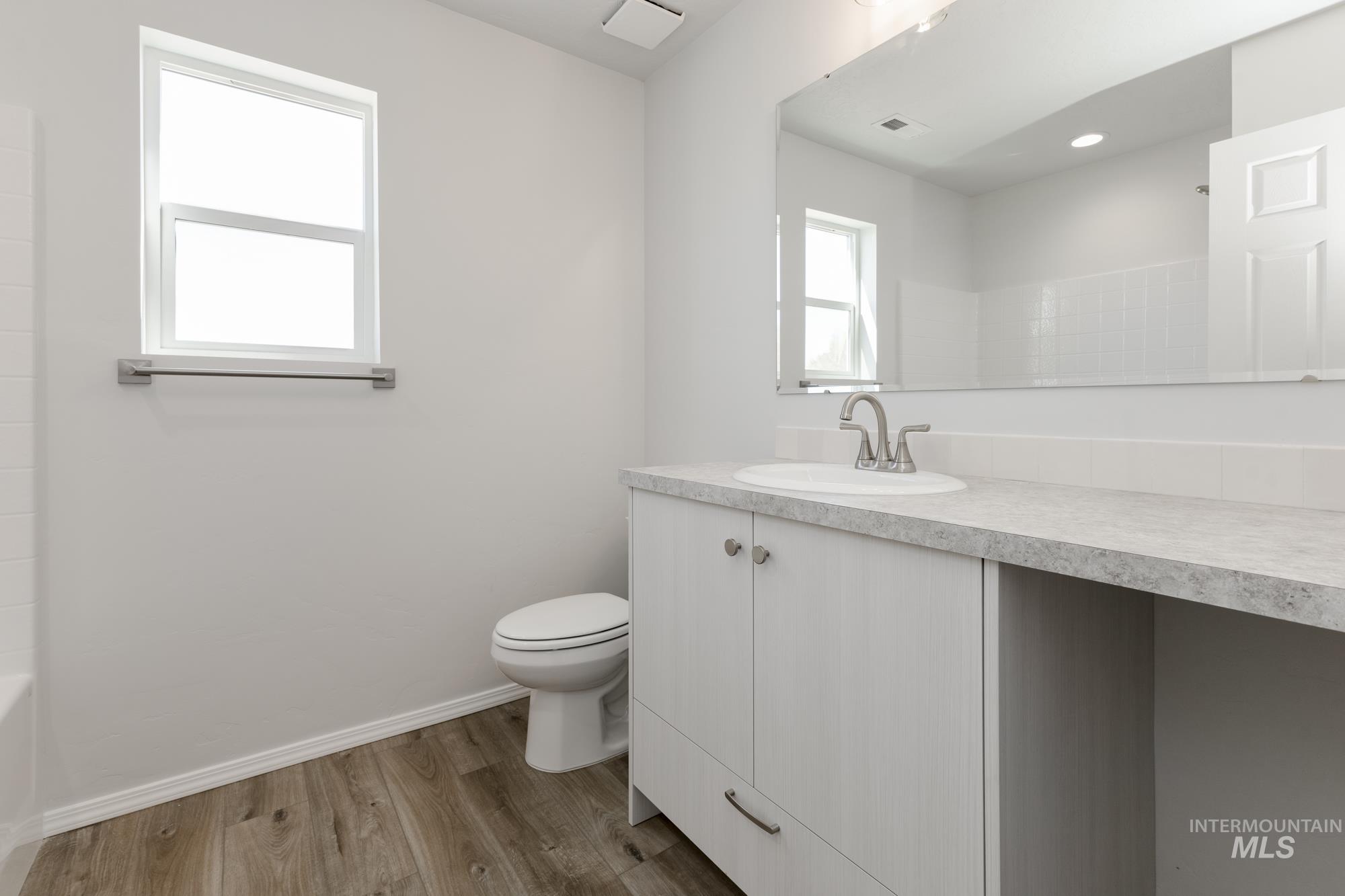 2050 Strike Eagle St Property Photo 19