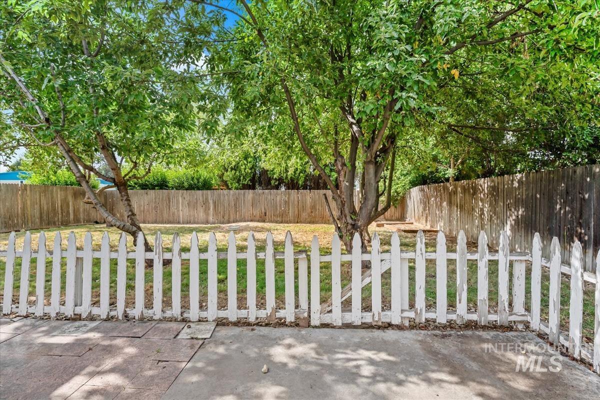 10795 W Susan St Property Photo 19