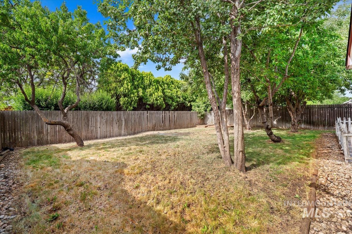 10795 W Susan St Property Photo 21