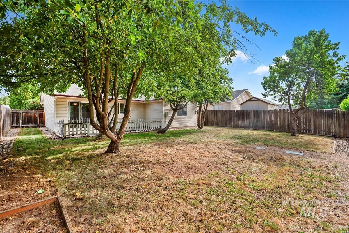 10795 W Susan St Property Photo 23