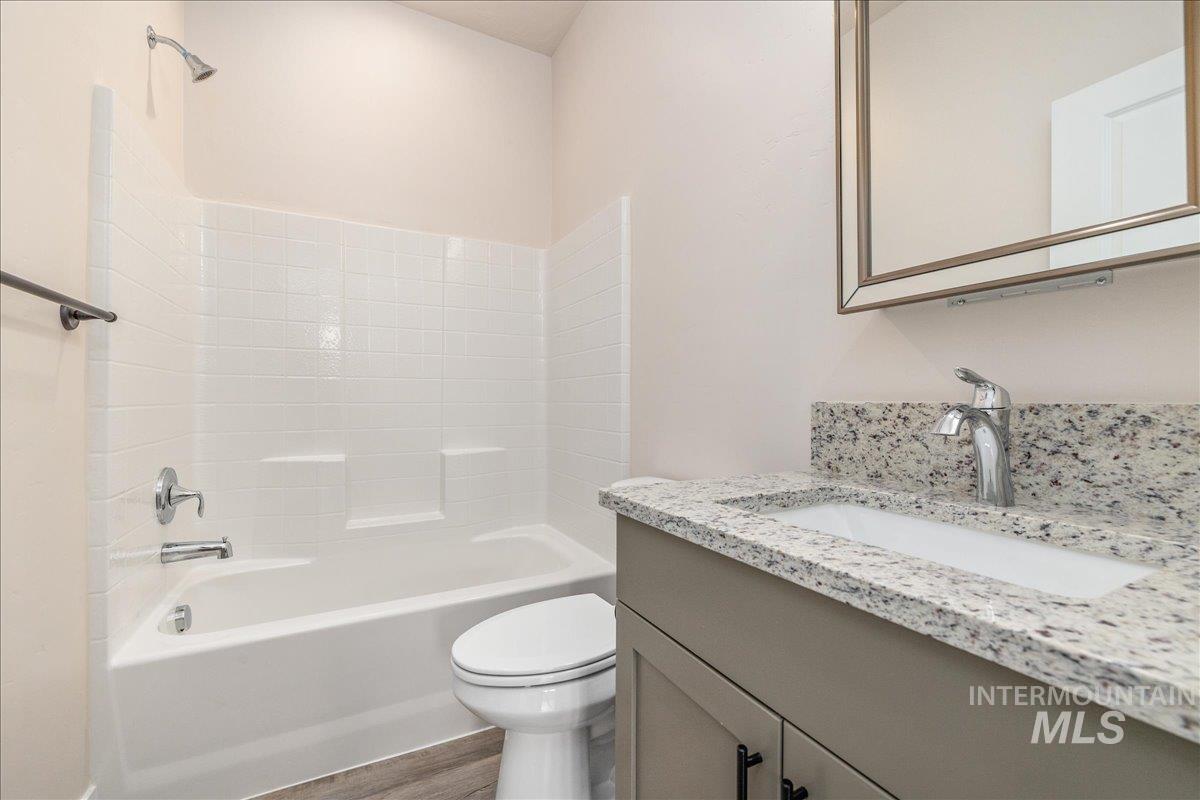 1409 N Bluffs Ridge Lane Property Photo 6