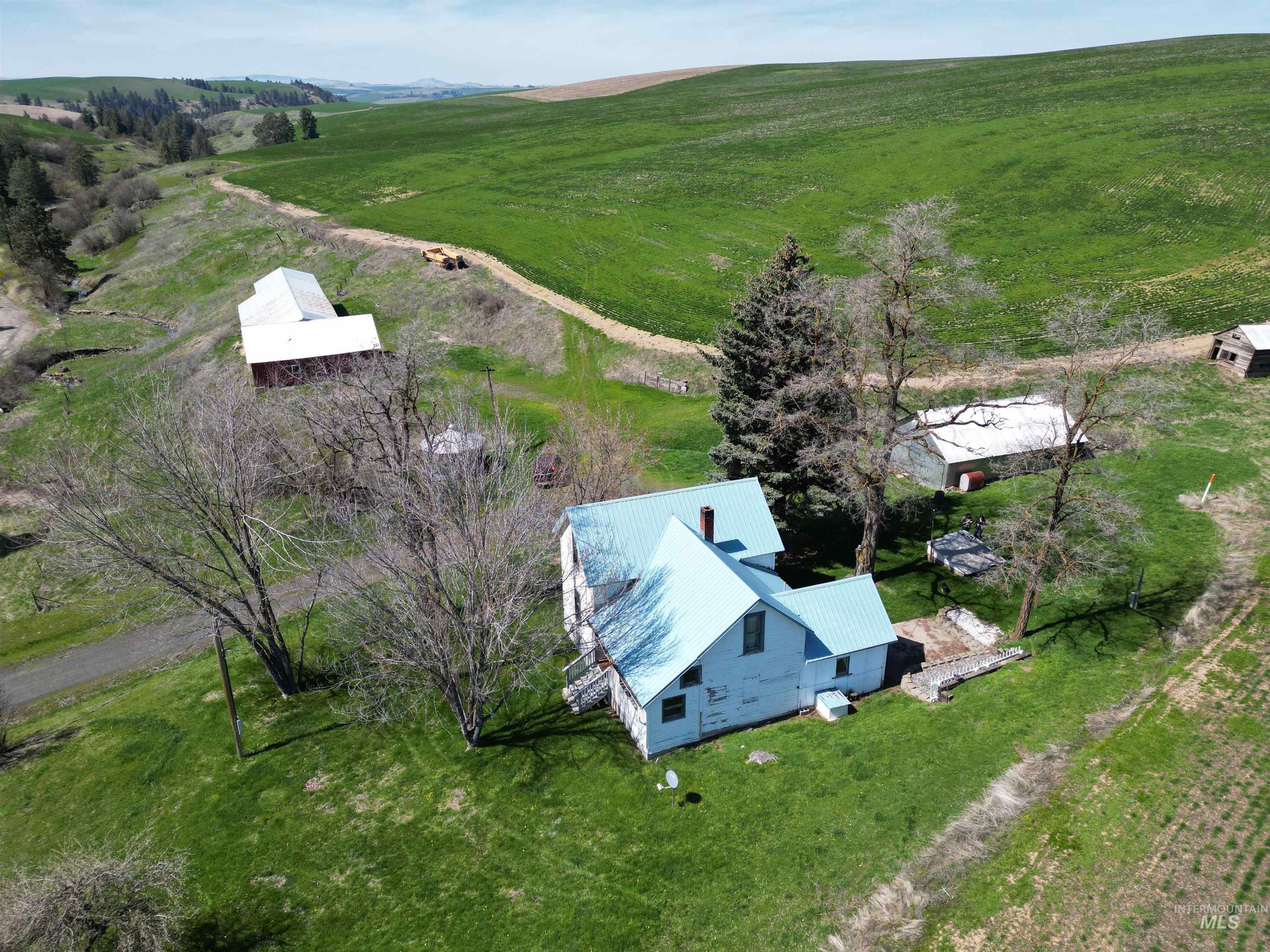 33757 Southwick Road Property Photo 1