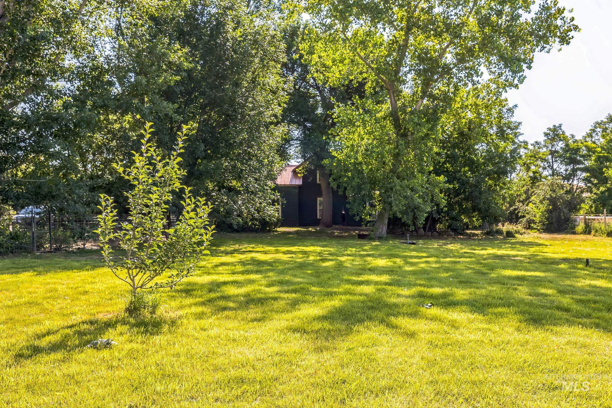 1498 Thousand Springs Property Photo 26