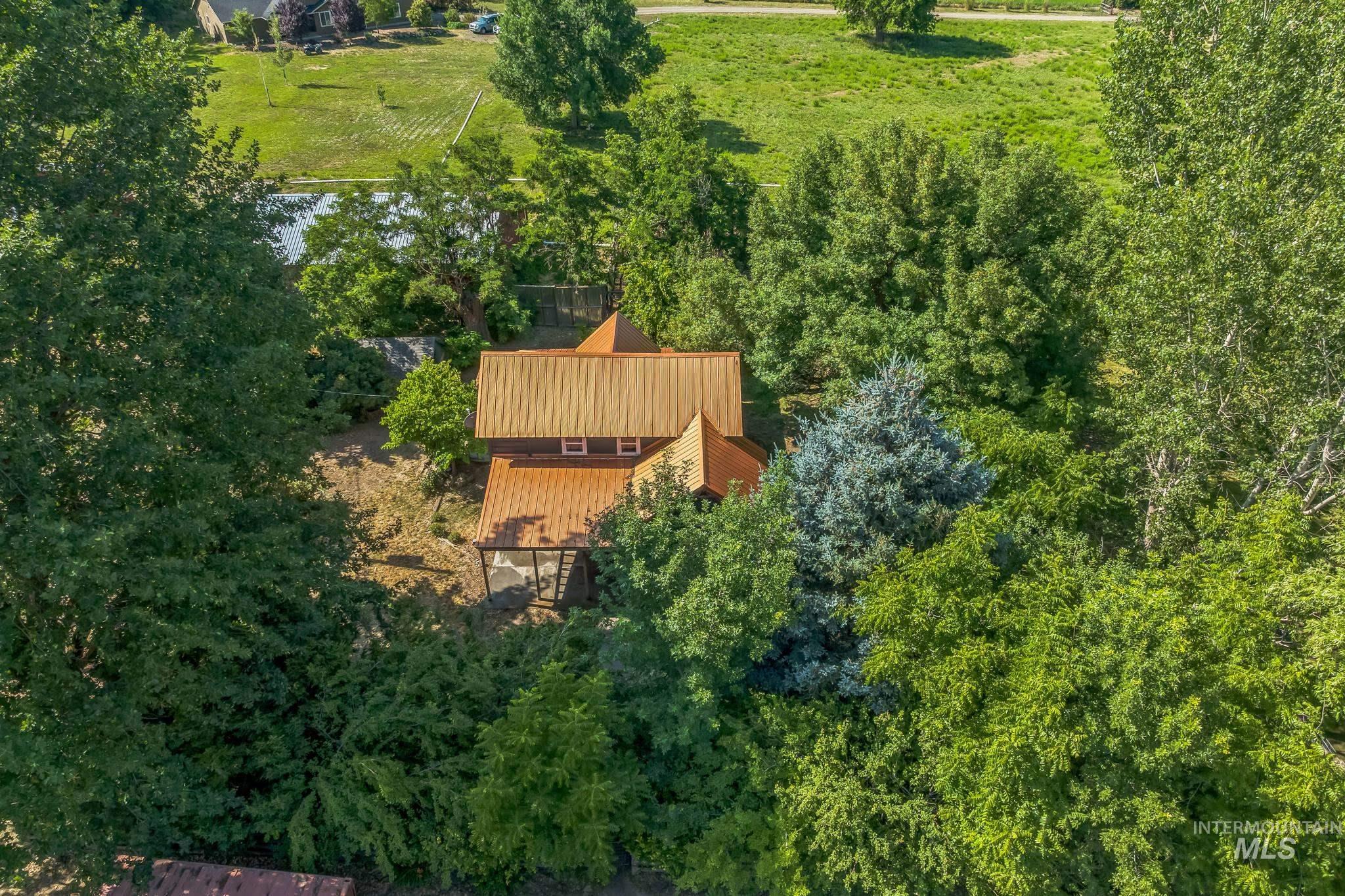 1498 Thousand Springs Property Photo 47