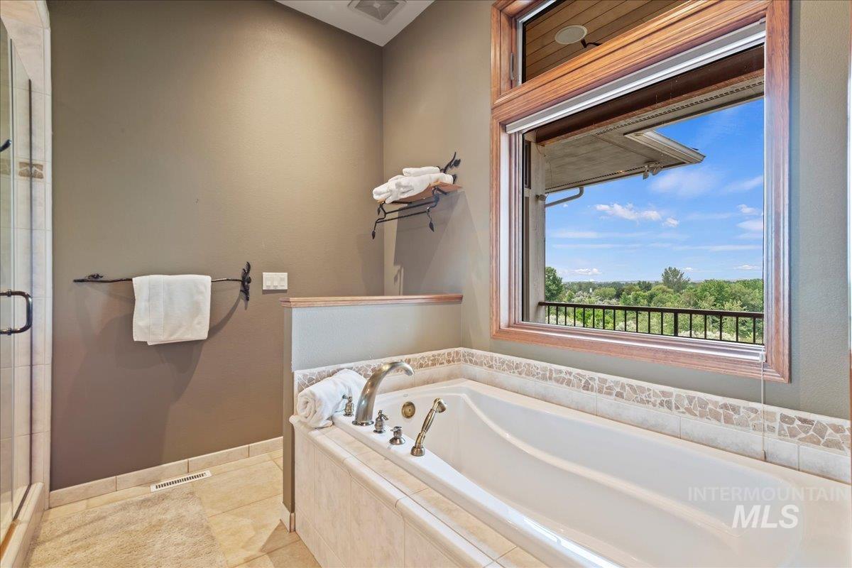 600 W River Heights Dr. Property Photo 24
