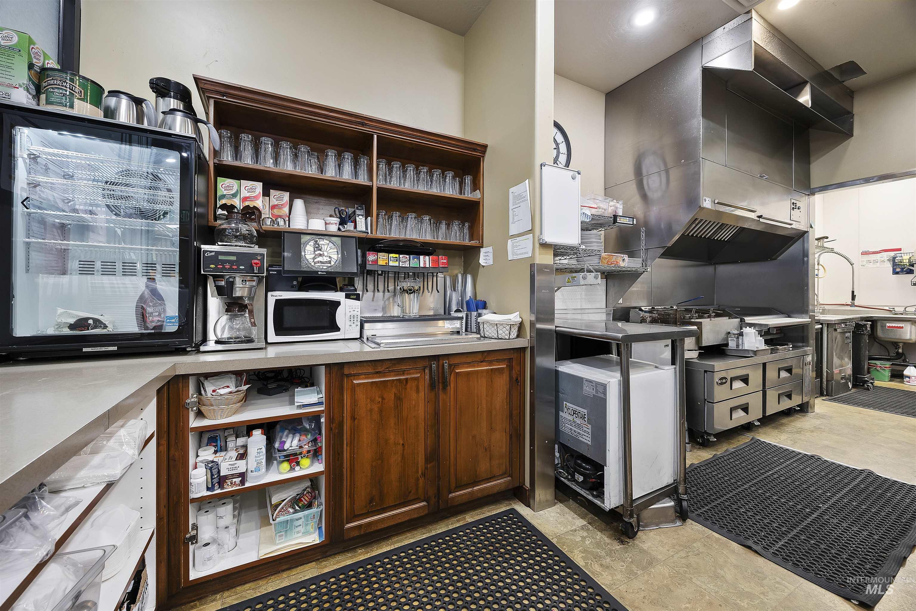 4035 N 2300 E Property Photo 17