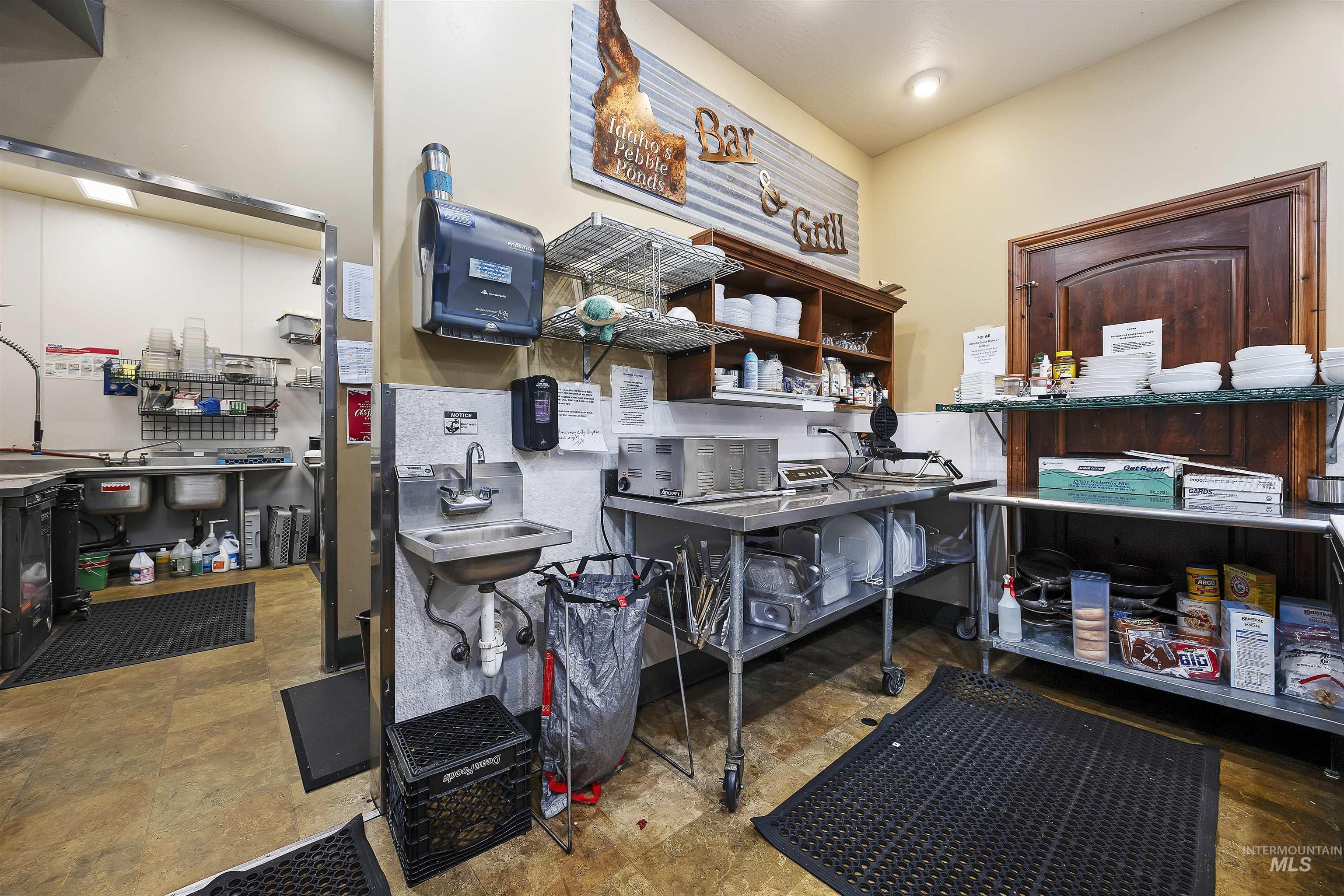 4035 N 2300 E Property Photo 18