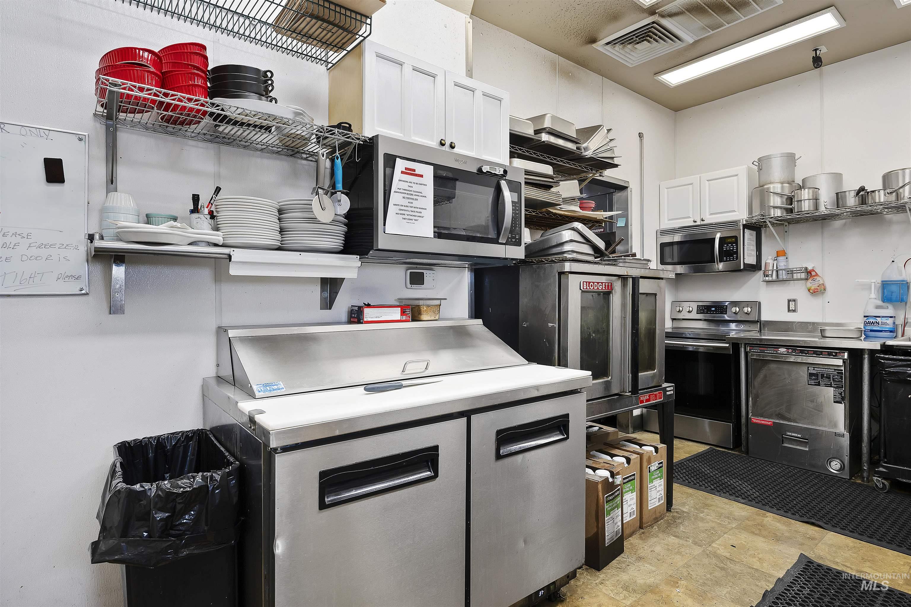 4035 N 2300 E Property Photo 21