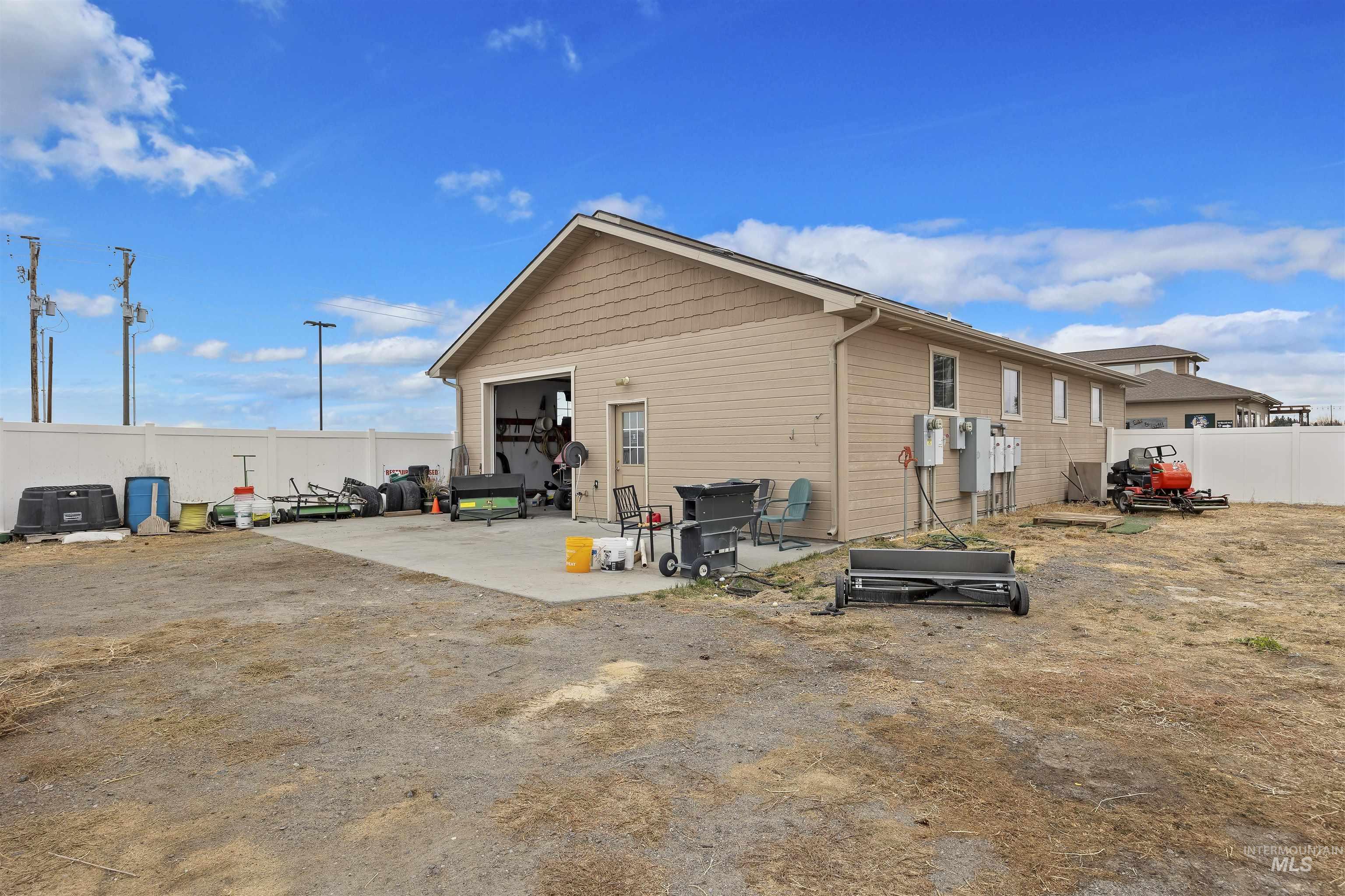 4035 N 2300 E Property Photo 24