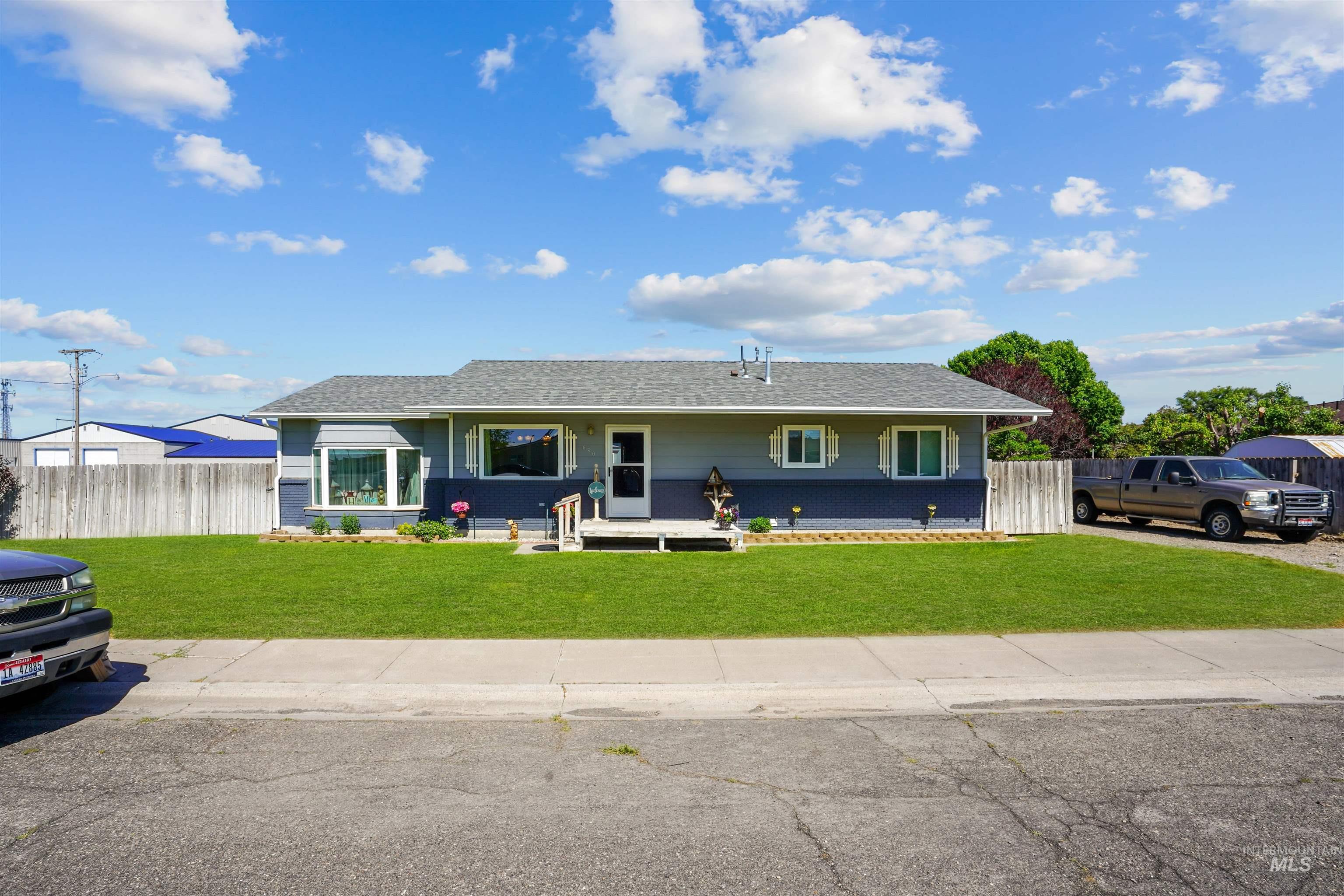 630 Doggett Dr. Property Photo 1