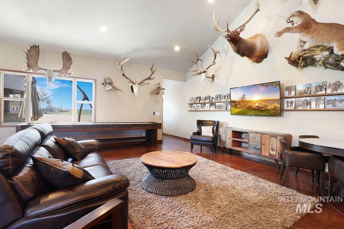 2040 E 2200 N Property Photo 6