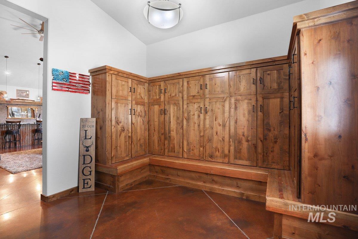 2040 E 2200 N Property Photo 19