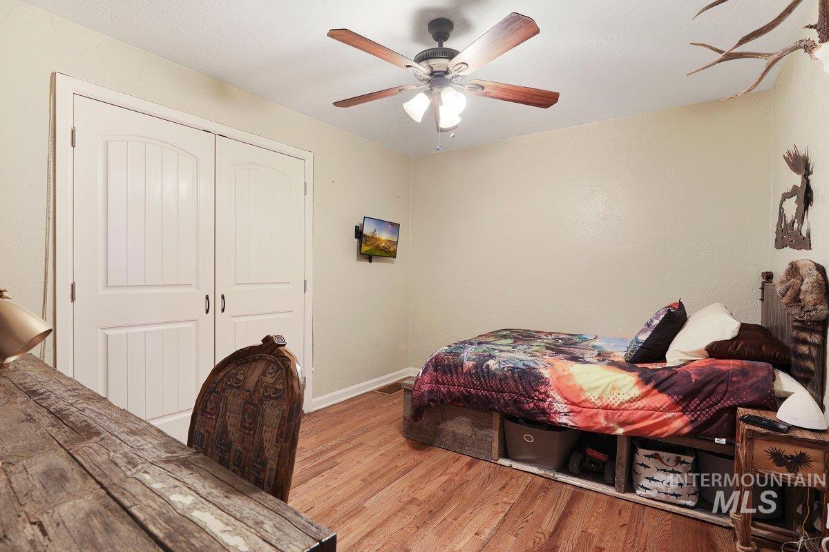 2040 E 2200 N Property Photo 26