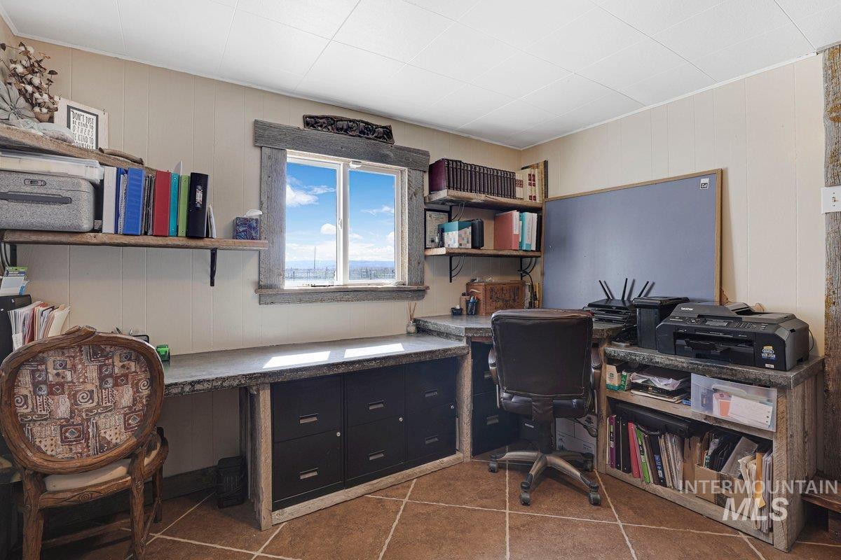 2040 E 2200 N Property Photo 31