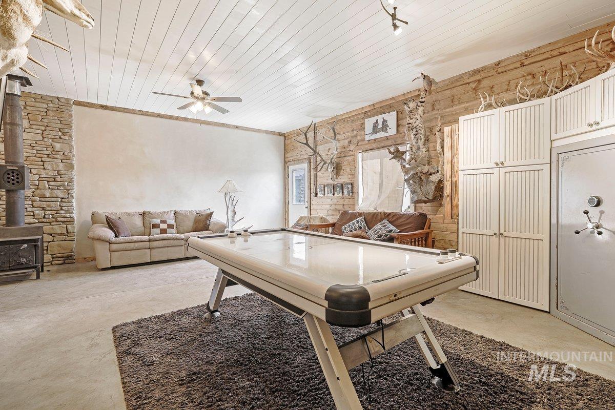 2040 E 2200 N Property Photo 40