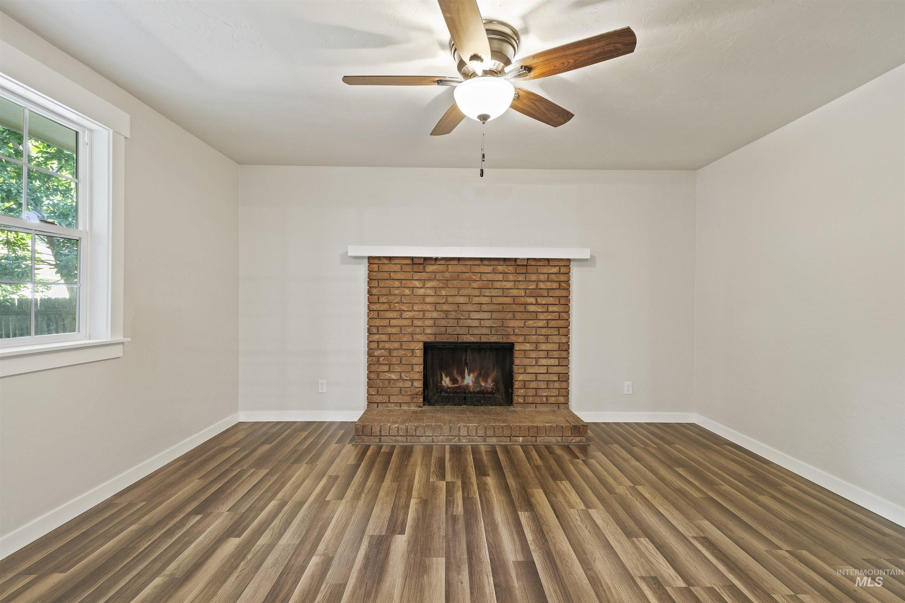 4655 N Bluegrass Ave Property Photo 9