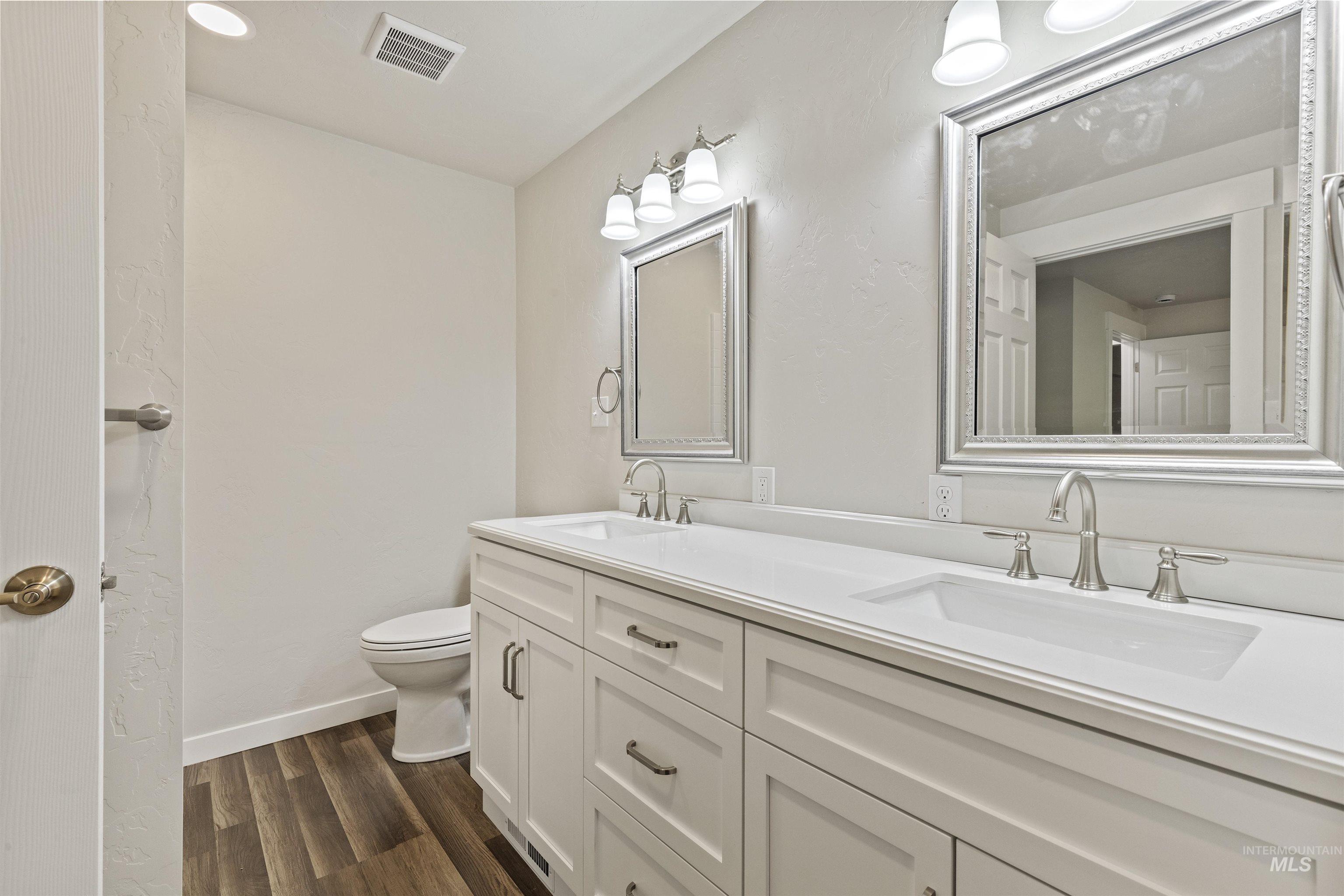 4655 N Bluegrass Ave Property Photo 22