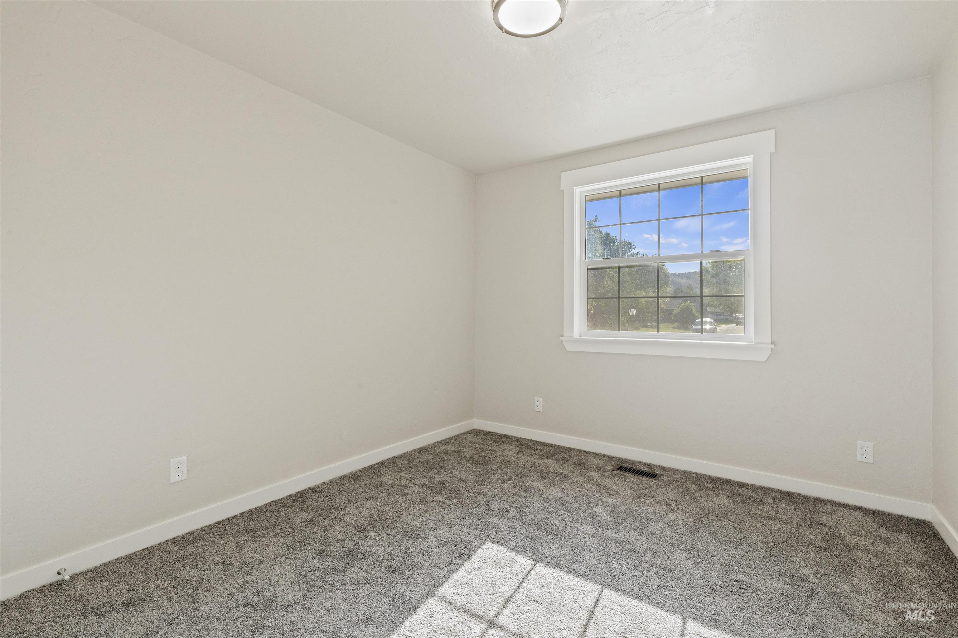 4655 N Bluegrass Ave Property Photo 26
