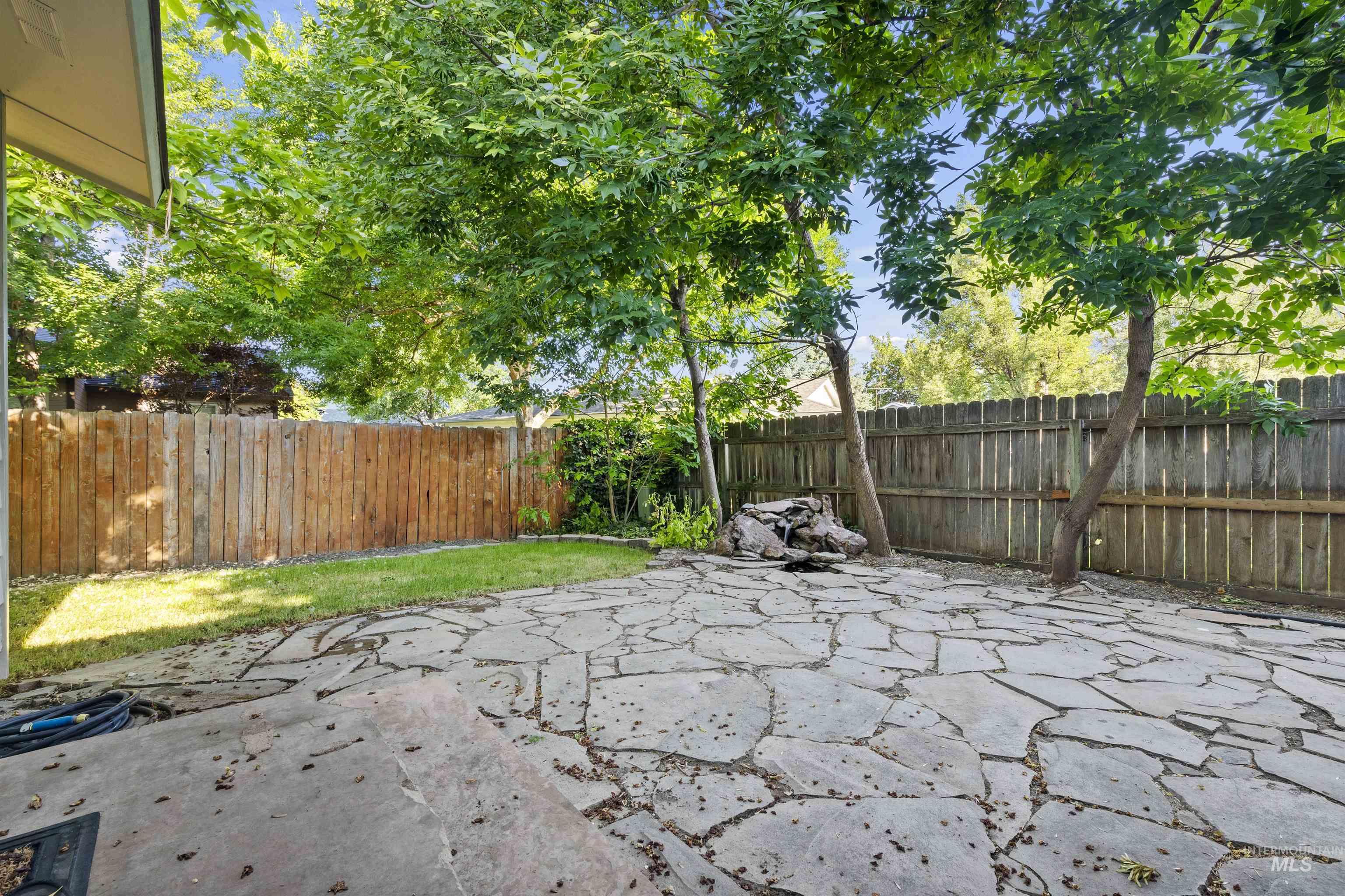 4655 N Bluegrass Ave Property Photo 32