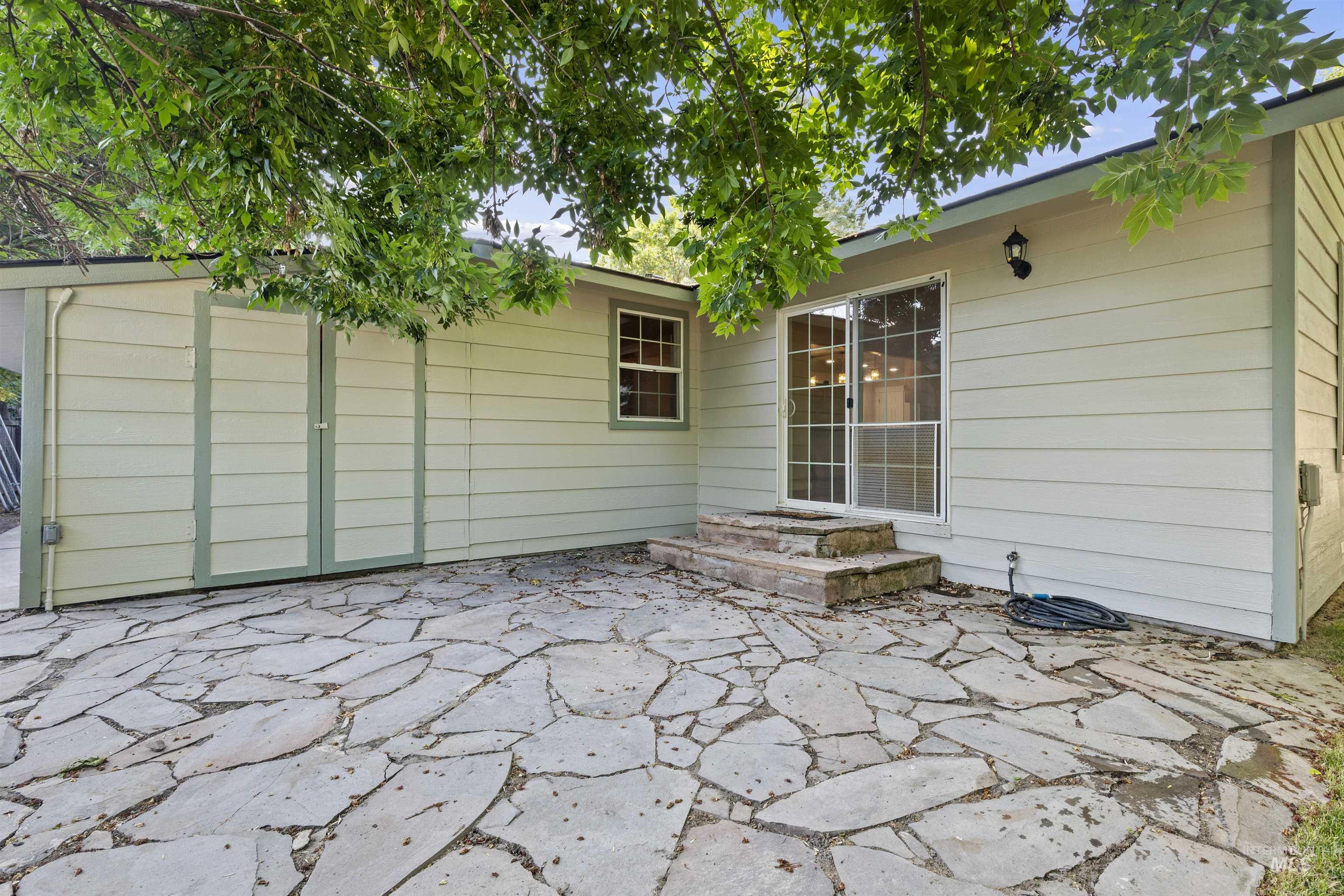 4655 N Bluegrass Ave Property Photo 33