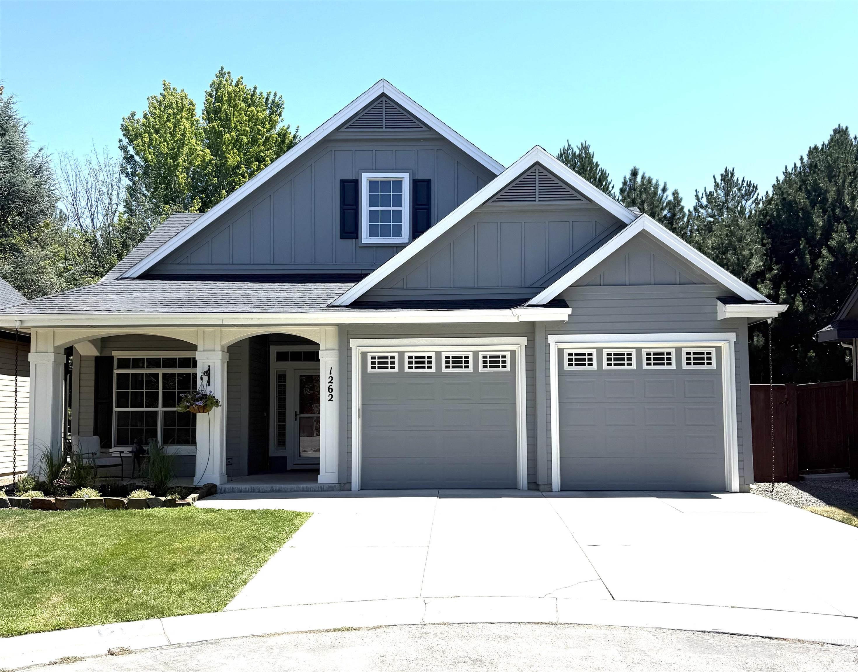 1262 N Forestdale Place Property Photo 1