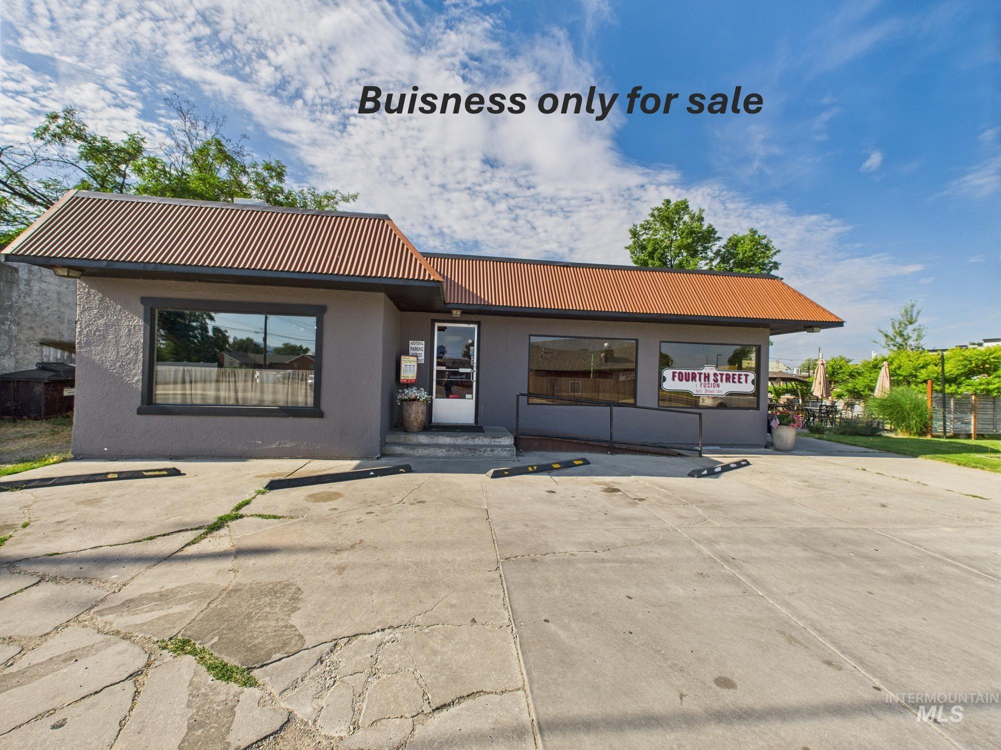 105 E 4th Street Property Photo