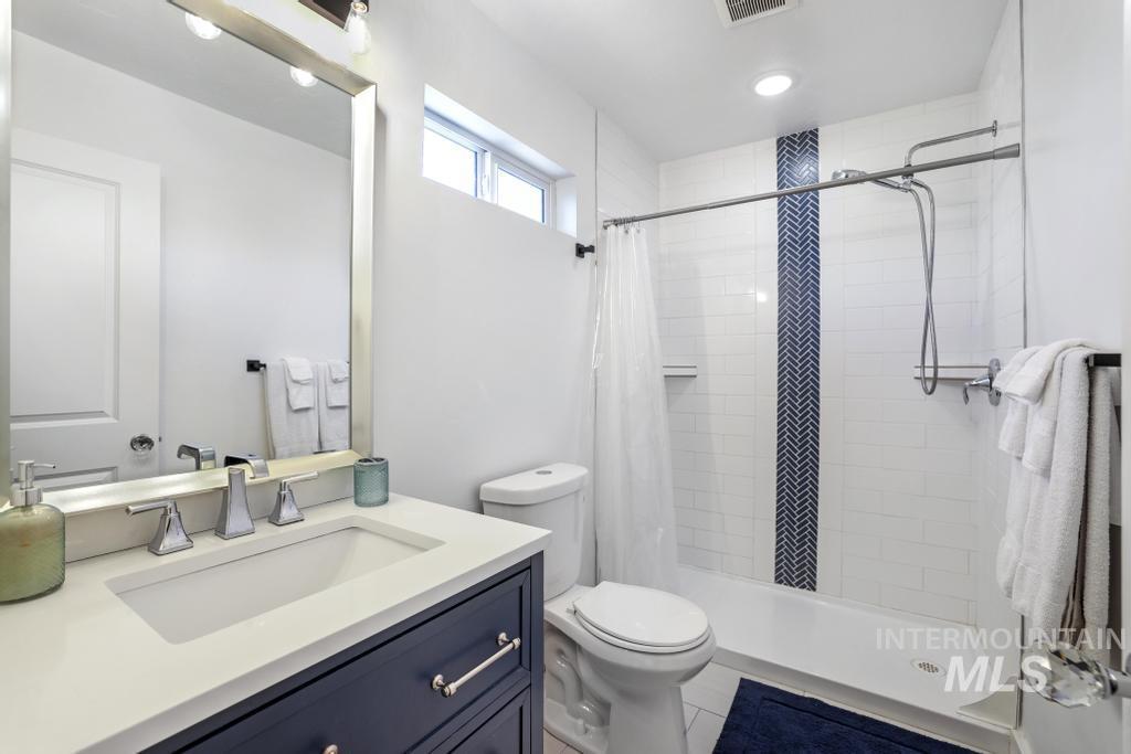1930 Poplar Ave. Property Photo 12