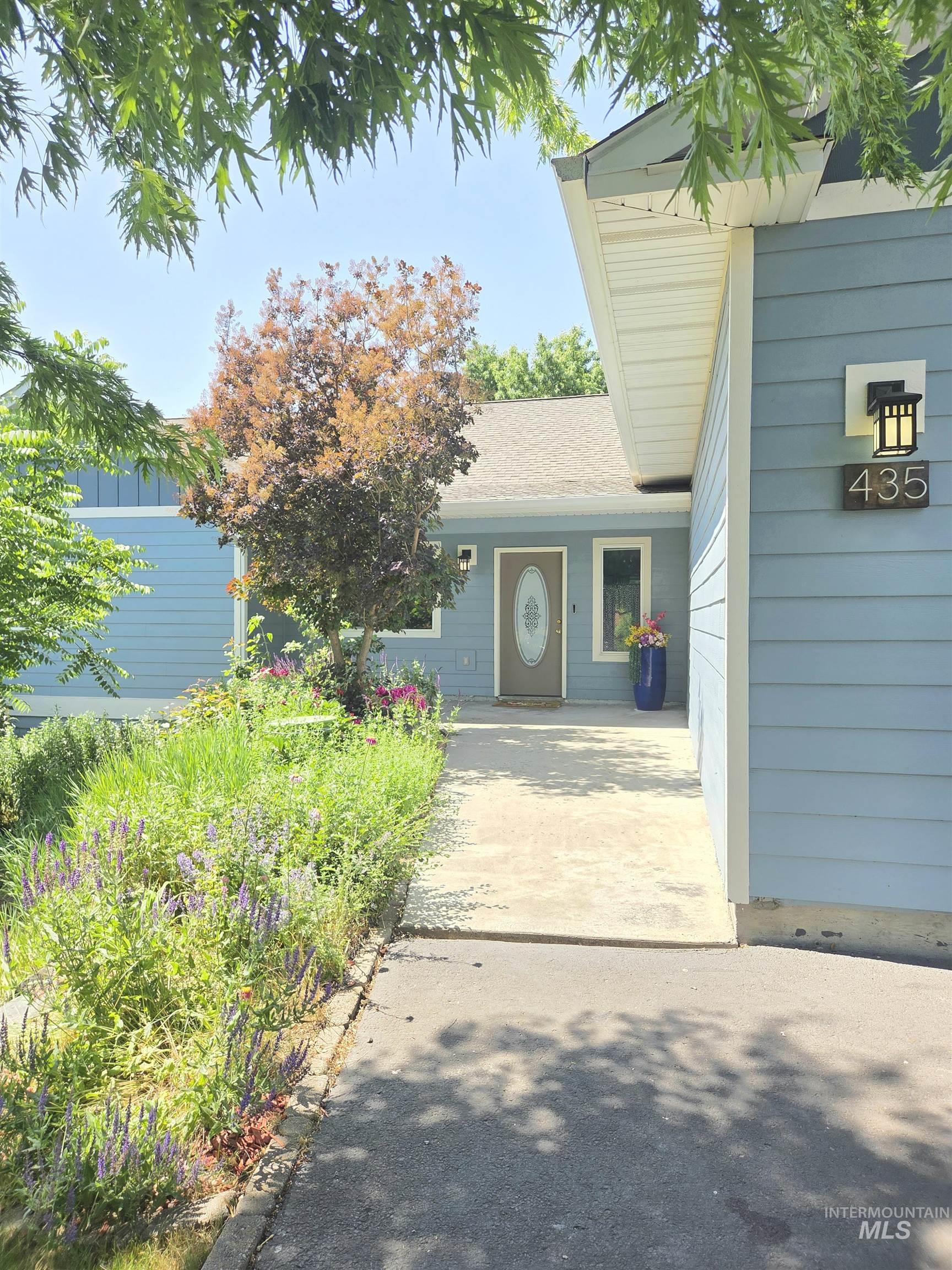 435 Harvest Property Photo 1