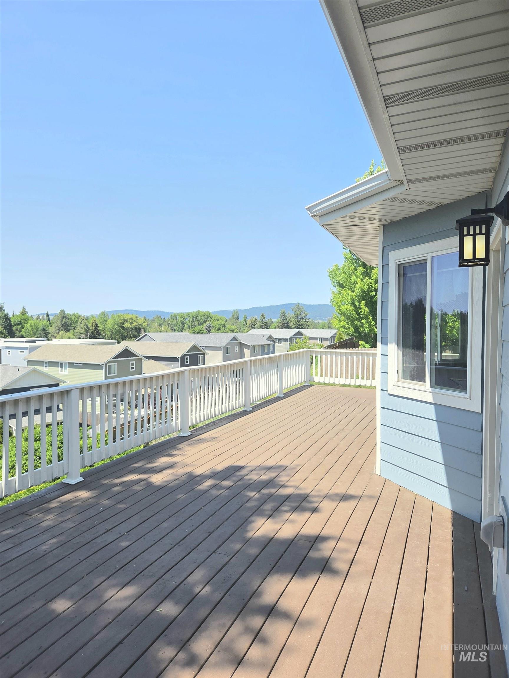 435 Harvest Property Photo 19