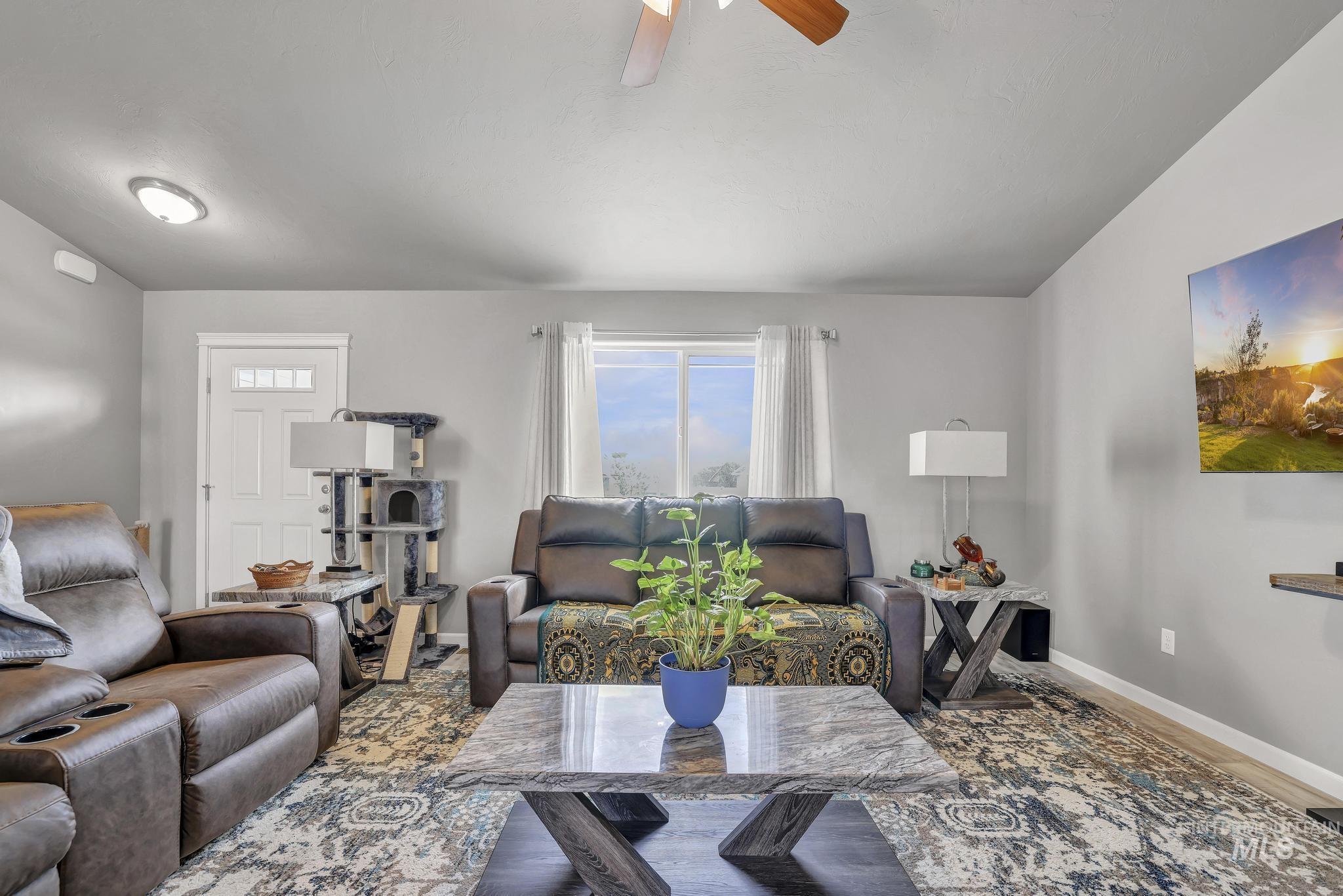 830 Cortni Ct Property Photo 7