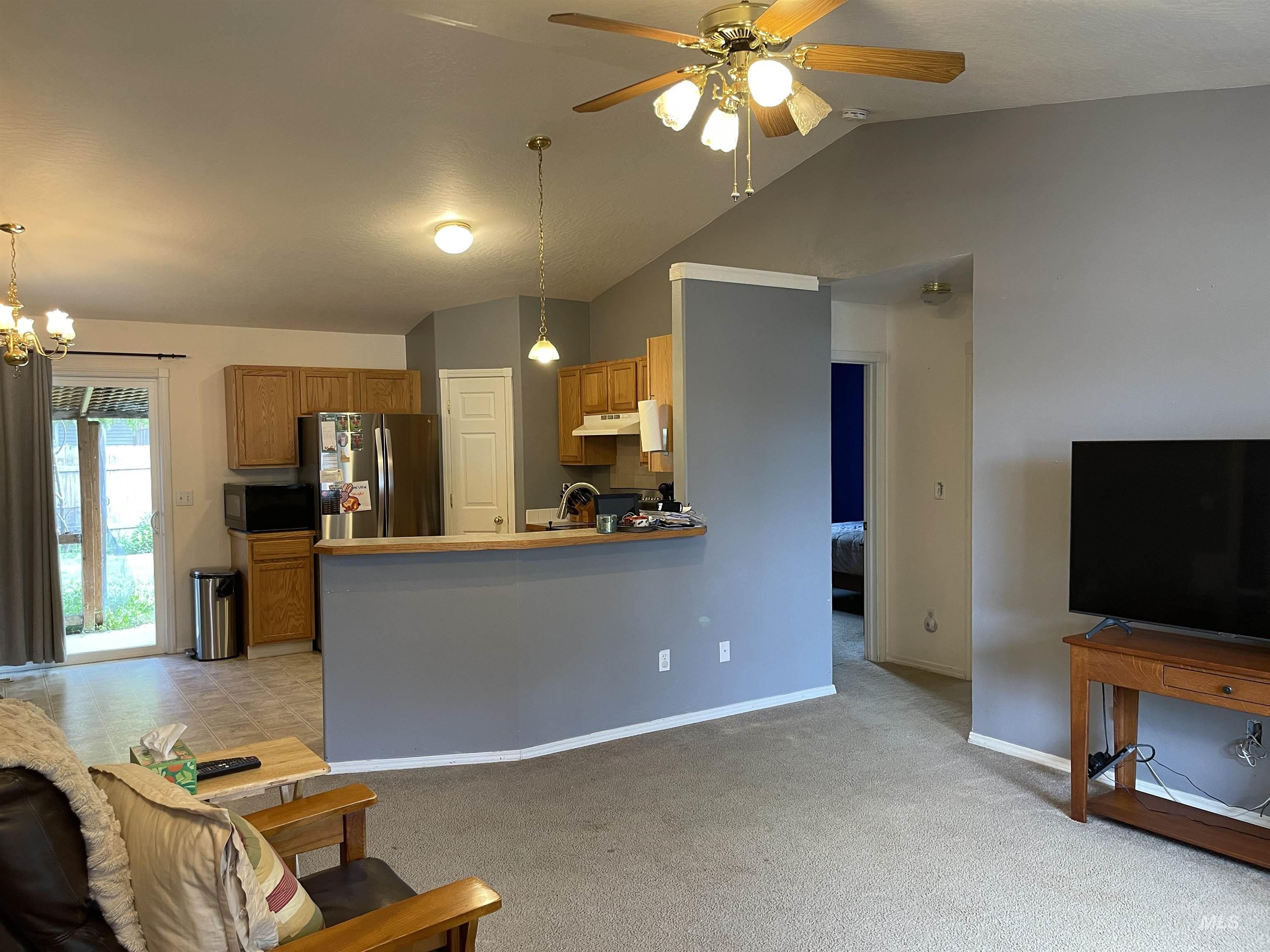 14285 Shenandoah St Property Photo 3