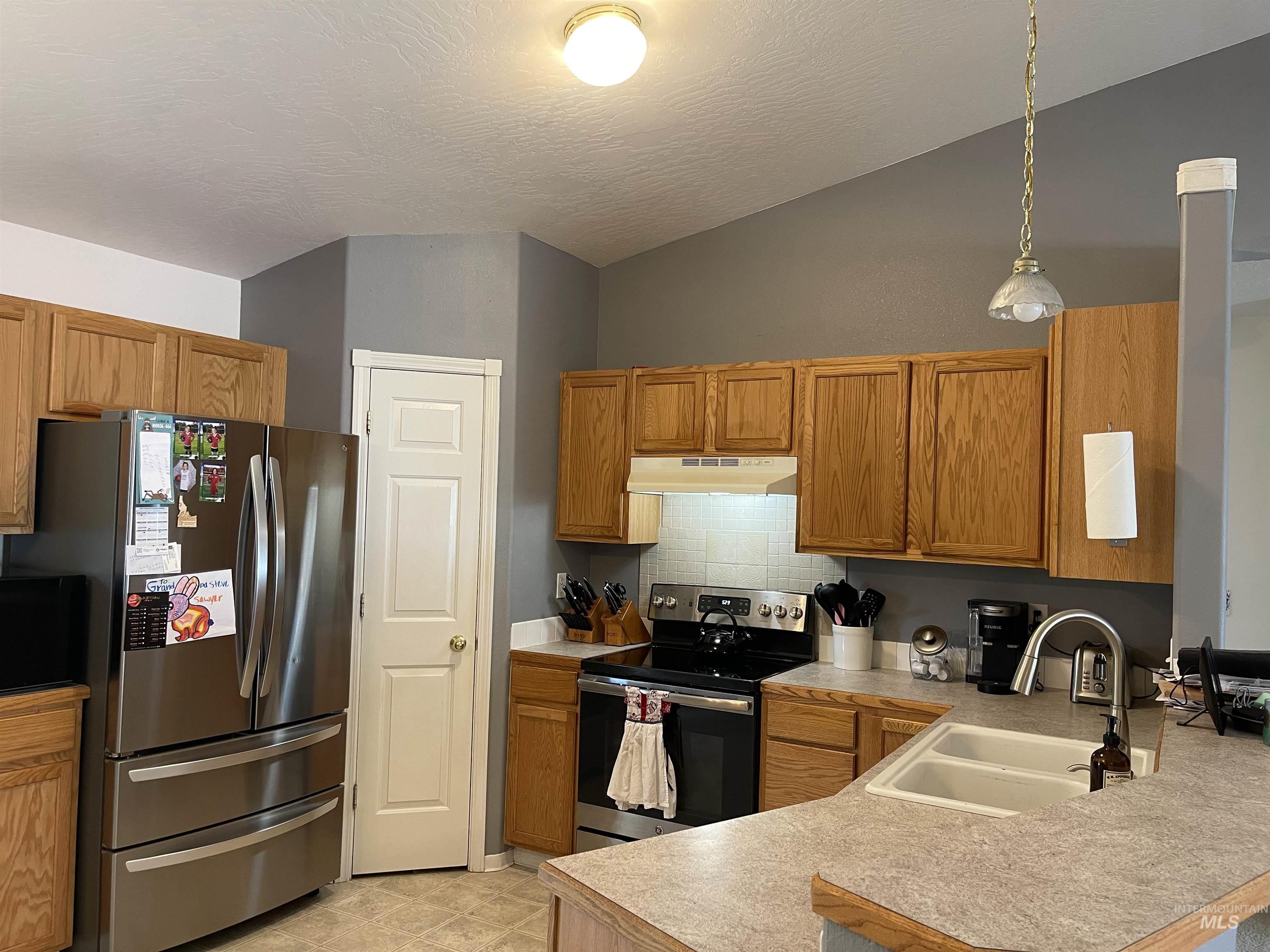 14285 Shenandoah St Property Photo 5