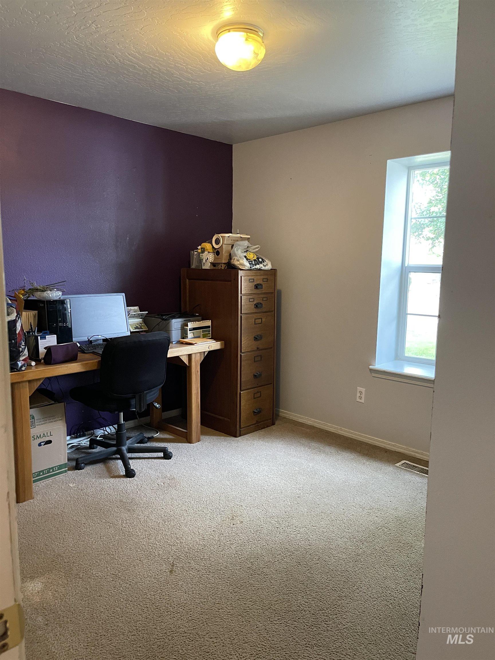 14285 Shenandoah St Property Photo 13