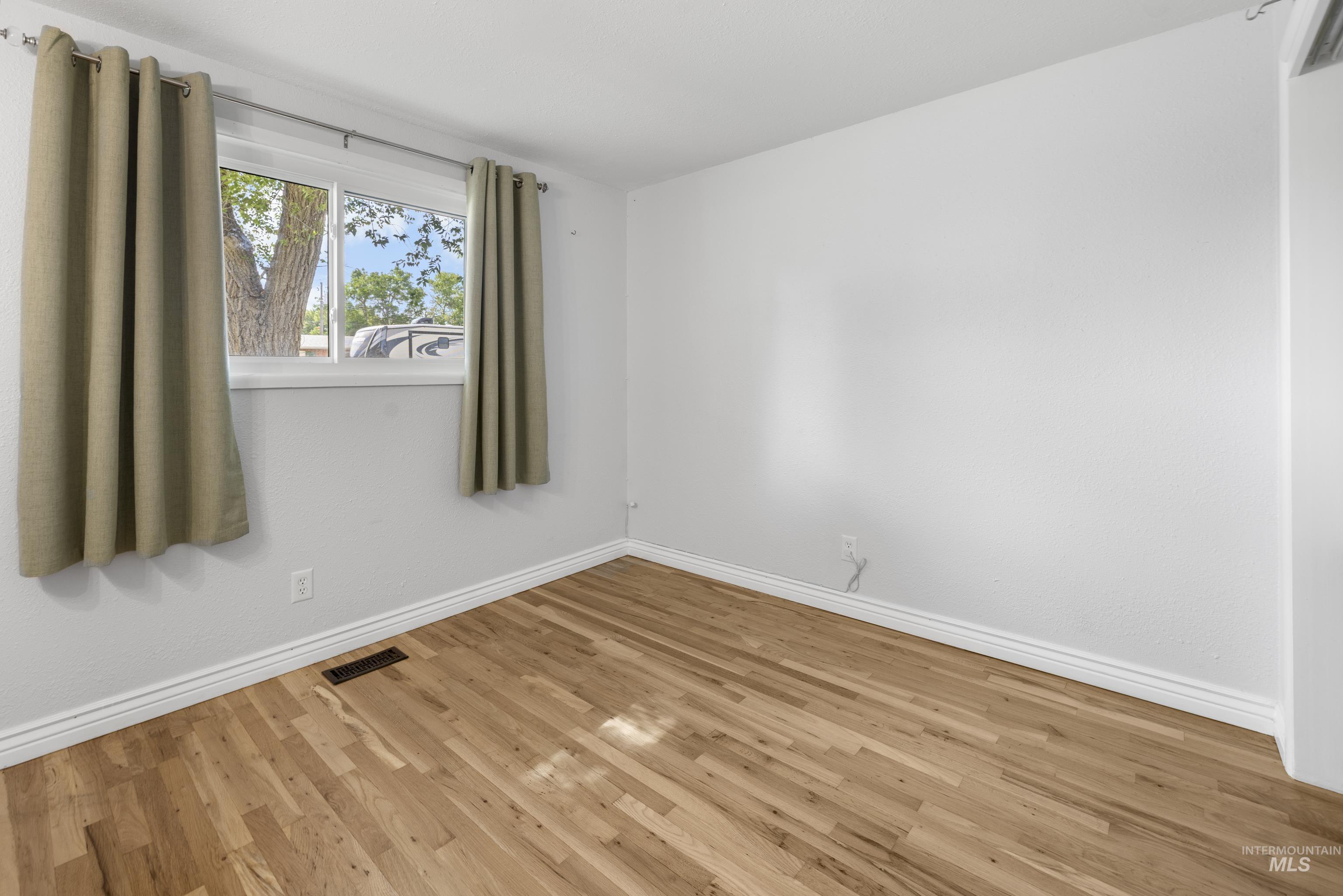 1790 N 7th E Property Photo 13