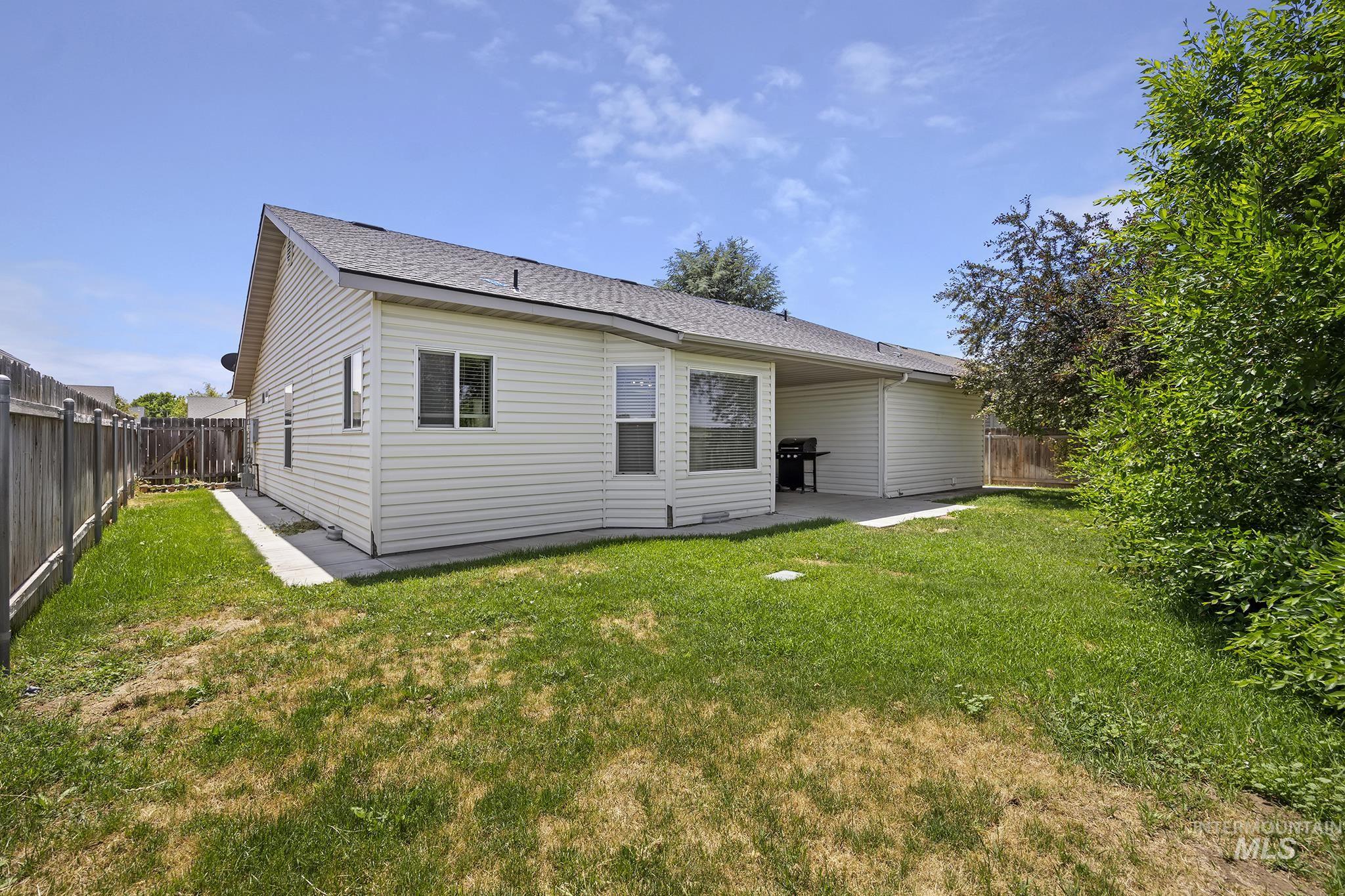 1030 Caswell Ave W Property Photo 20